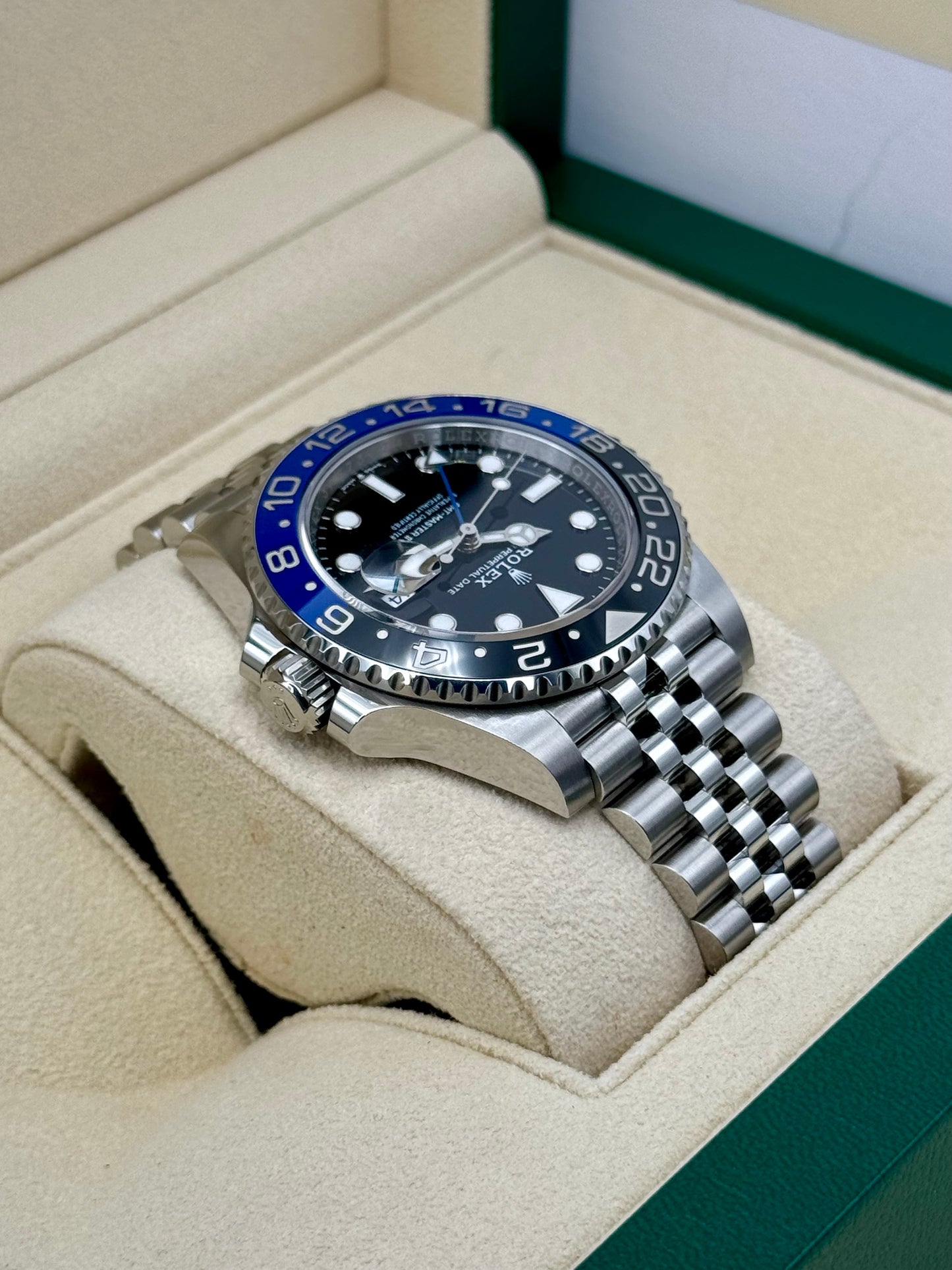 NEW 2024 Rolex GMT-Master II "Batgirl" 40mm 126710BLNR Jubilee