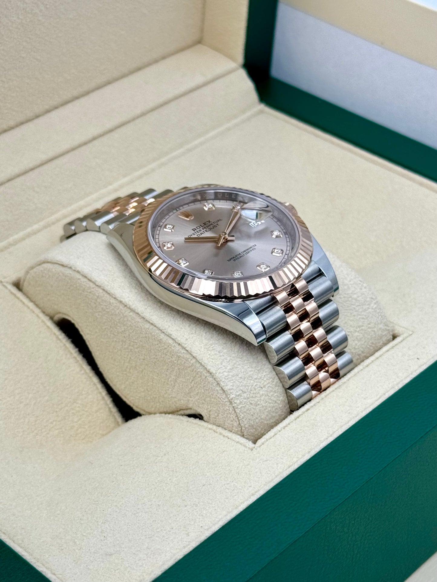 NEW 2024 Rolex Datejust 41mm 126331 Two-Tone Jubilee Sundust Diamond Dial