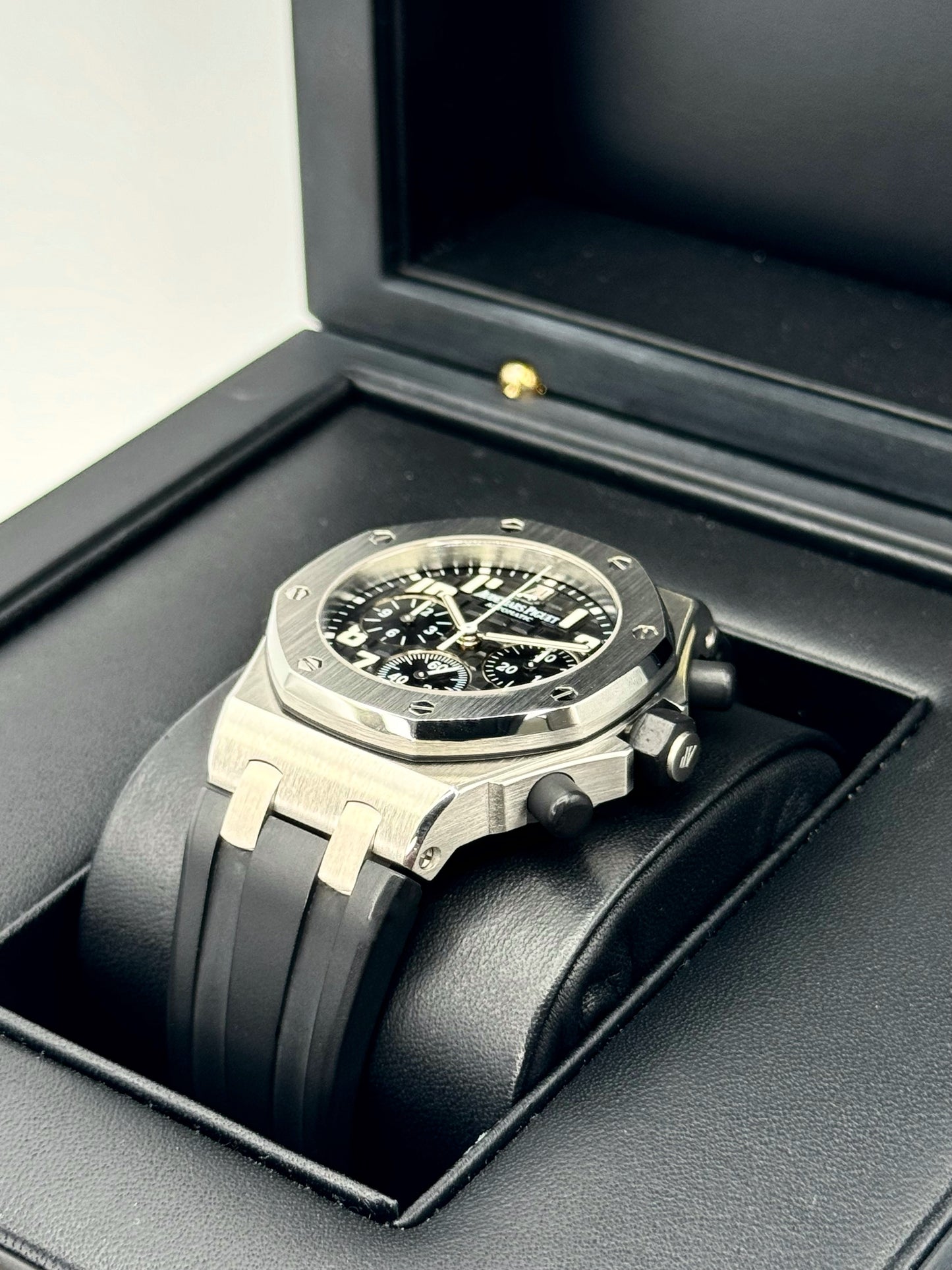 2010 Audemars Piguet Royal Oak Offshore 37mm 26283ST Black Dial