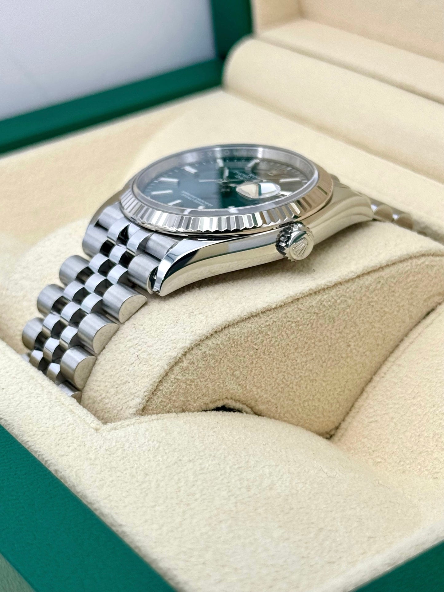 NEW 2024 Rolex Datejust 36mm 126234 Stainless Steel Jubilee Green Dial - MyWatchLLC