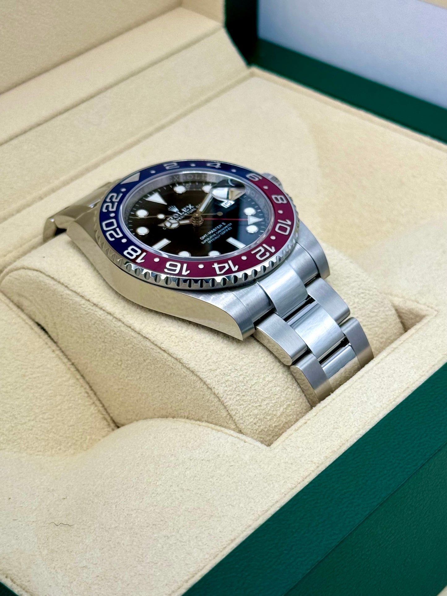 2022 Rolex GMT-Master II "Pepsi" 40mm 126710BLRO Oyster