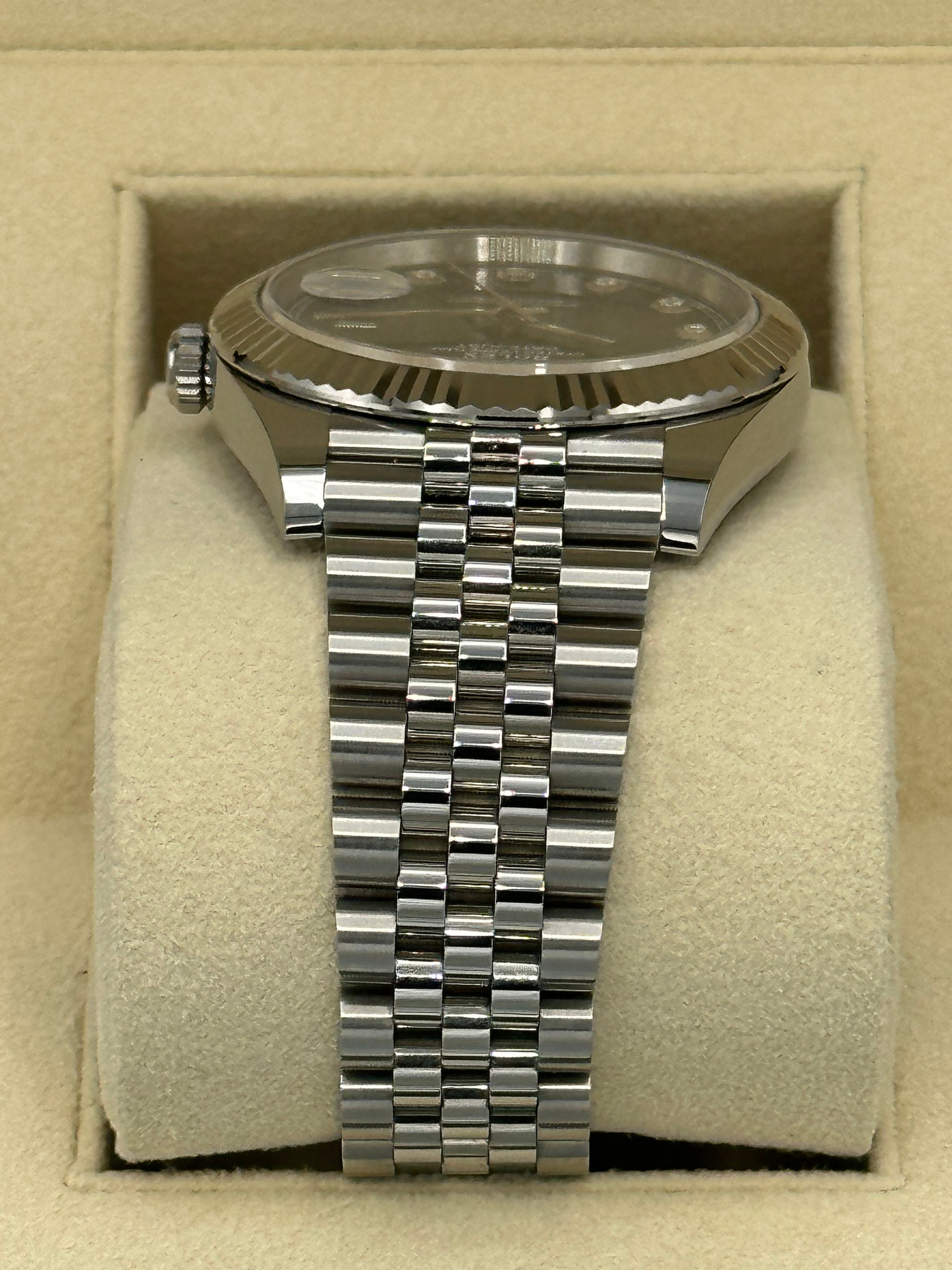 2022 Rolex Datejust 41mm 126334 Stainless Steel Jubilee Dlue Diamond Dial - MyWatchLLC