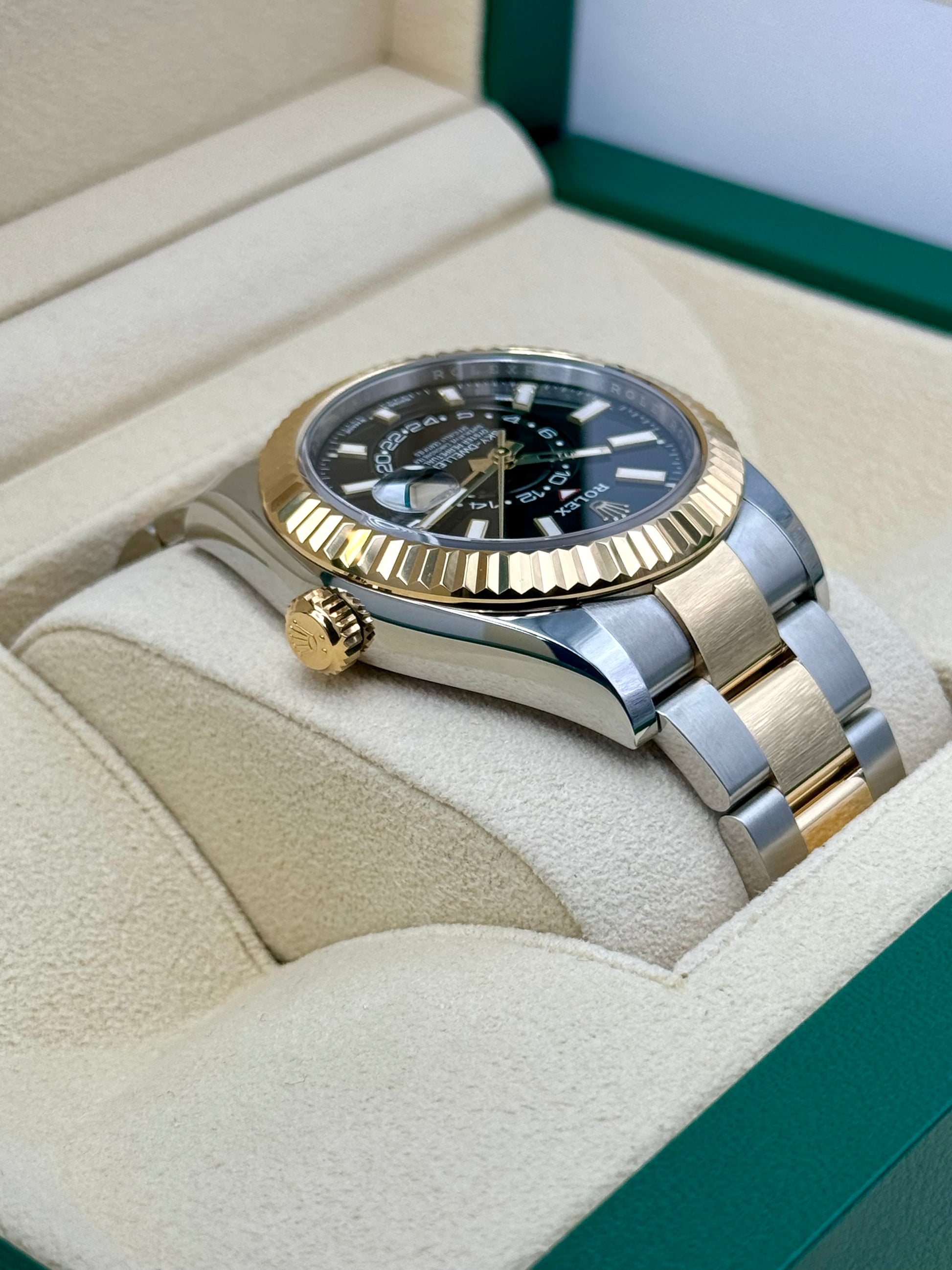 2023 Rolex Sky-Dweller 42mm 336933 Two-Tone Oyster Black Dial - MyWatchLLC
