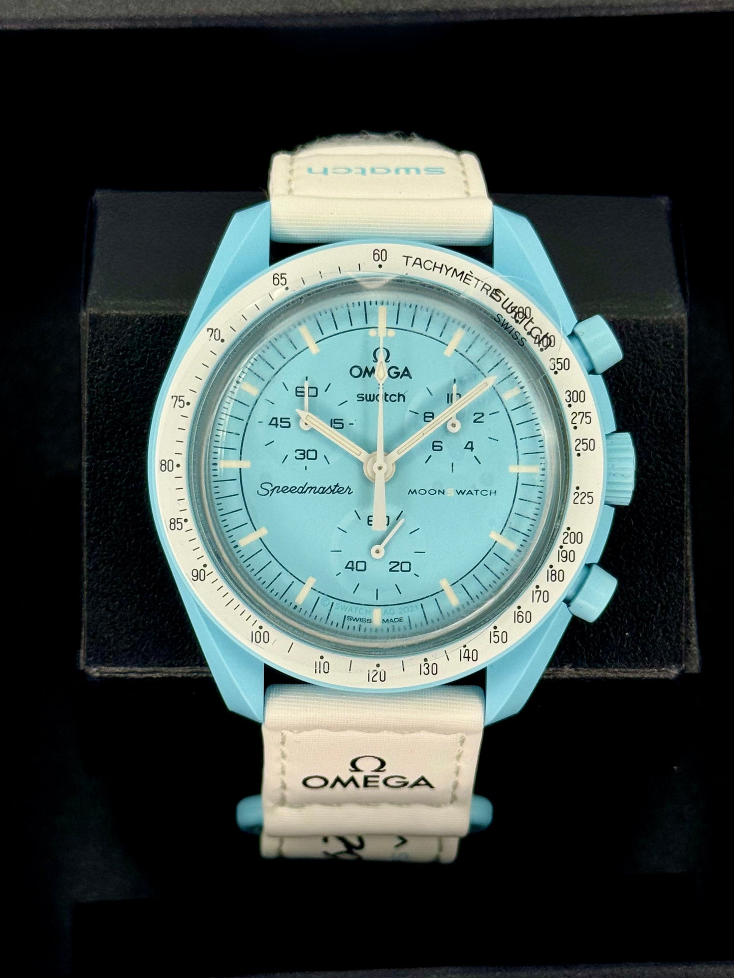 NEW Omega S033L100 Bioceramic Moon Swatch  - Mission to Uranus