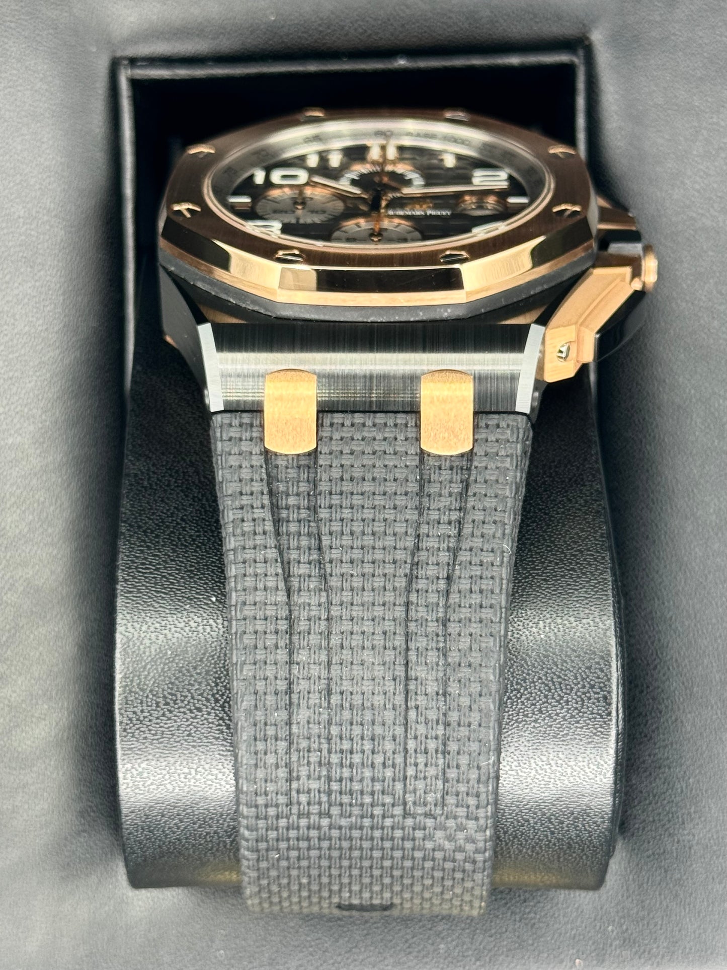 2020+ AP Royal Oak Offshore Chrono 44mm 26405NR Rose Gold Black Dial - MyWatchLLC