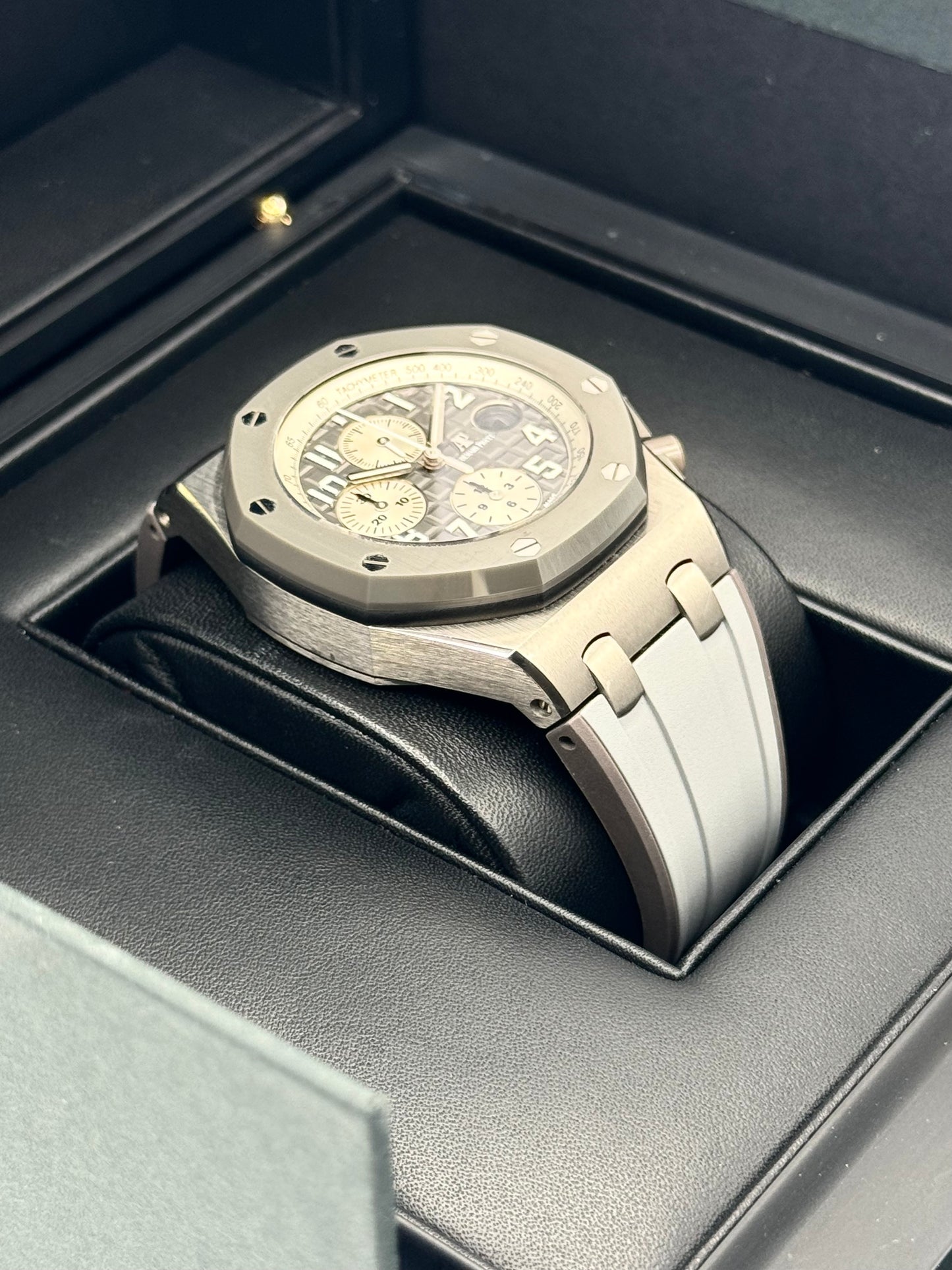 2021 Audemars Piguet Royal Oak Offshore Chrono 42mm 26470IO