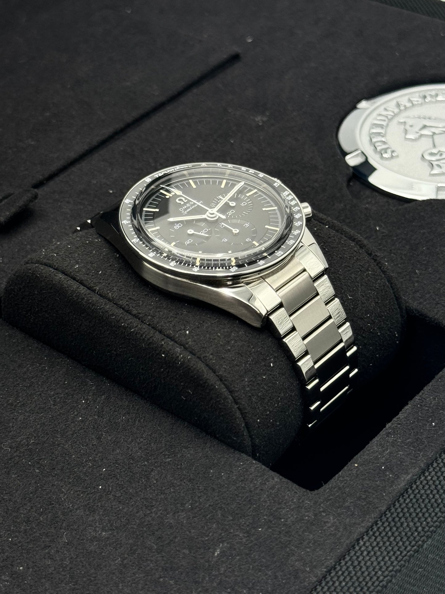 2021 Omega Speedmaster "Ed White" 39.7mm 311.30.40.30.01.001 Black Dial