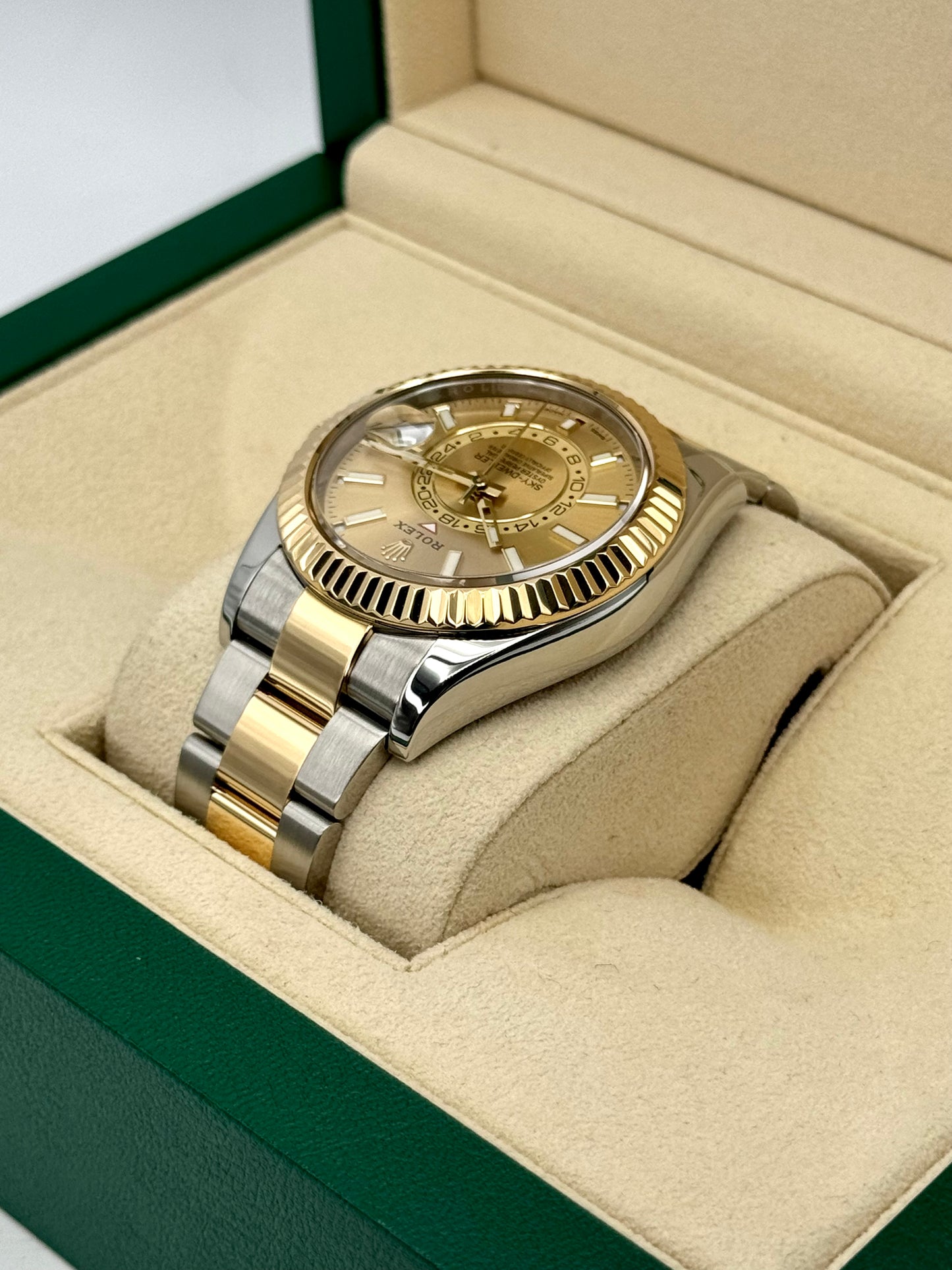 2017 Rolex Sky-Dweller 42mm 326933 Two-Tone Oyster Champagne Dial