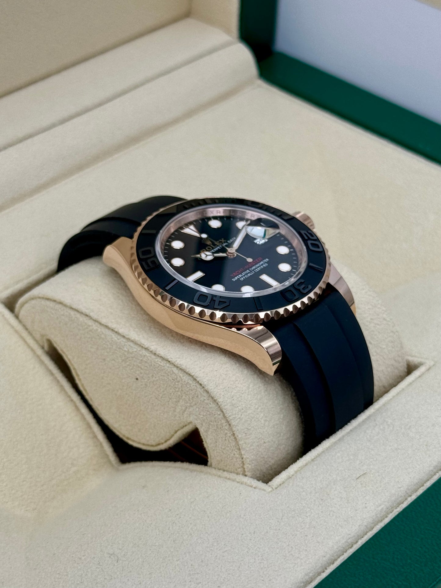 2024 Rolex Yacht-Master 40mm 126655 Rose Gold Oysterflex Black Dial