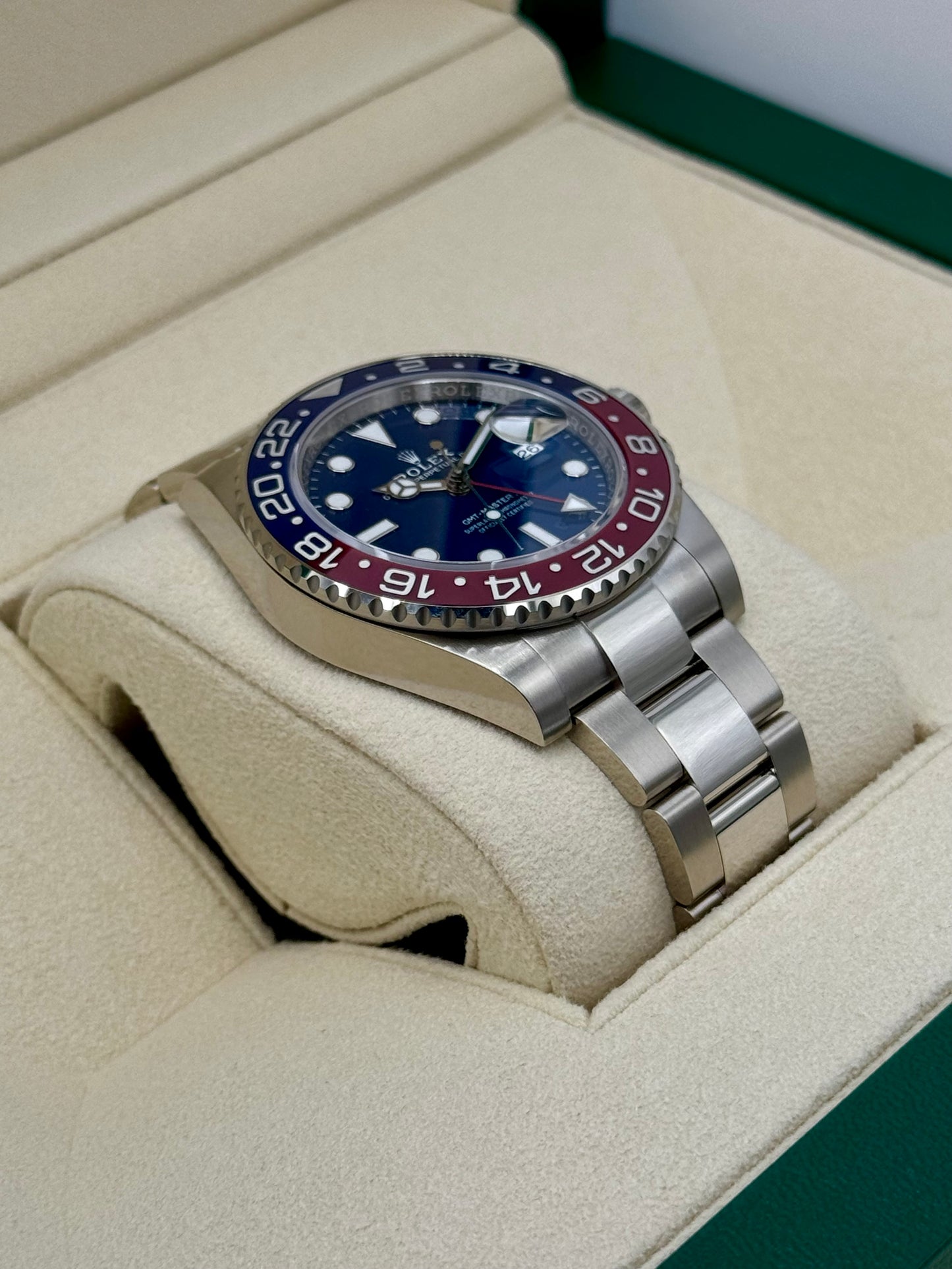 NEW 2024 Rolex GMT-Master II "Pepsi" 40mm 126719BLRO White Gold Oyster