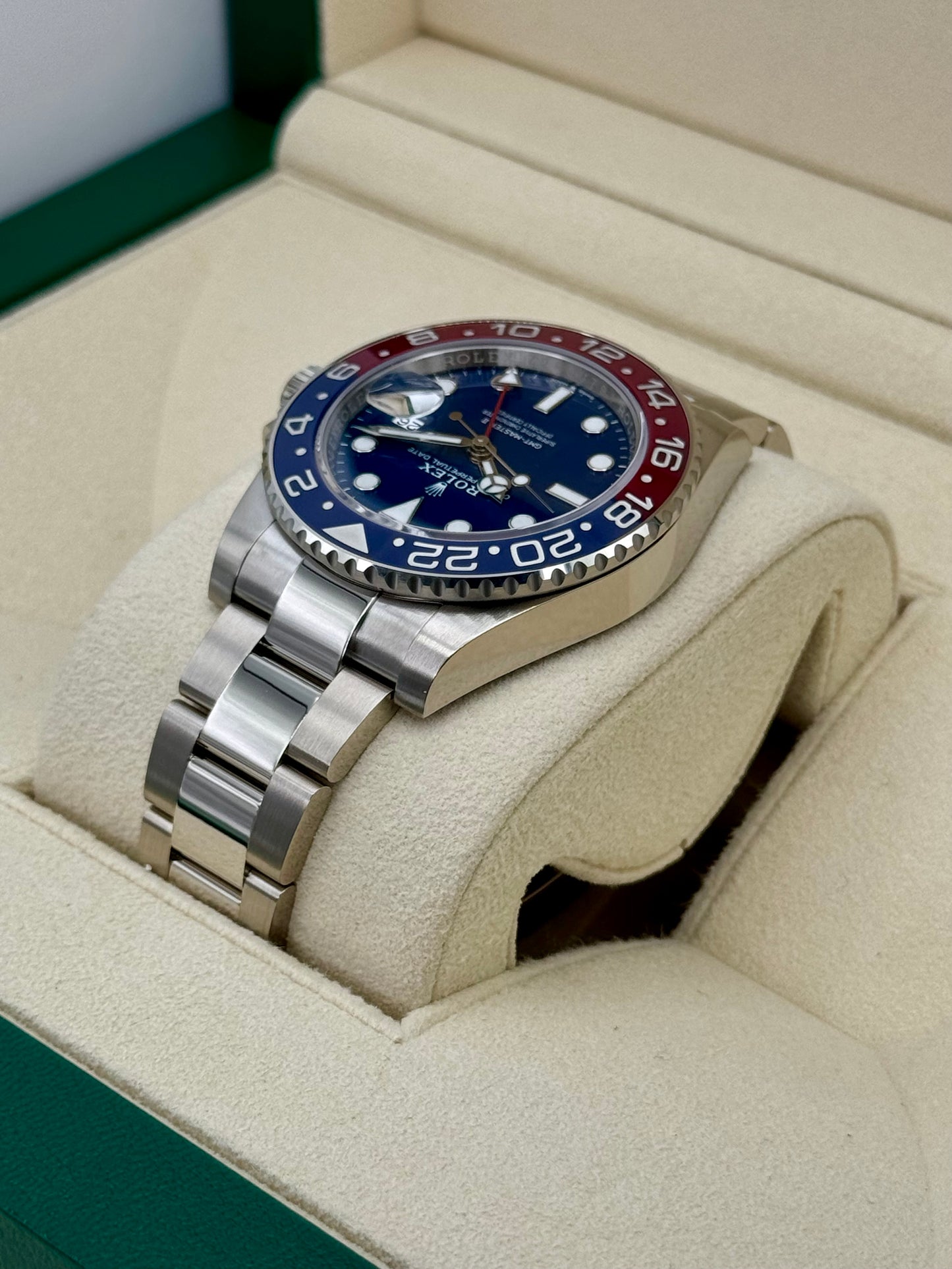 NEW 2024 Rolex GMT-Master II "Pepsi" 40mm 126719BLRO White Gold Oyster