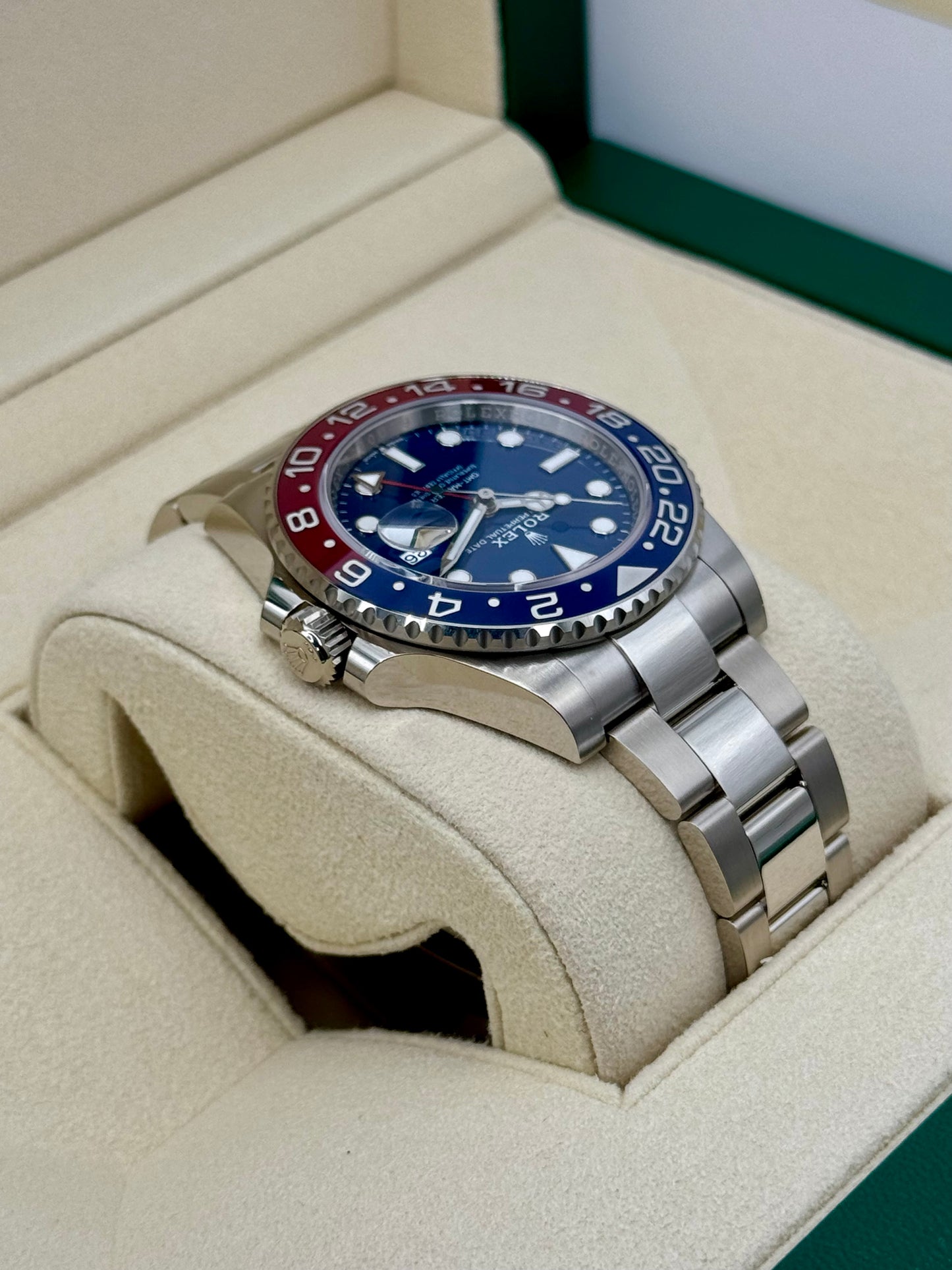 NEW 2024 Rolex GMT-Master II "Pepsi" 40mm 126719BLRO White Gold Oyster