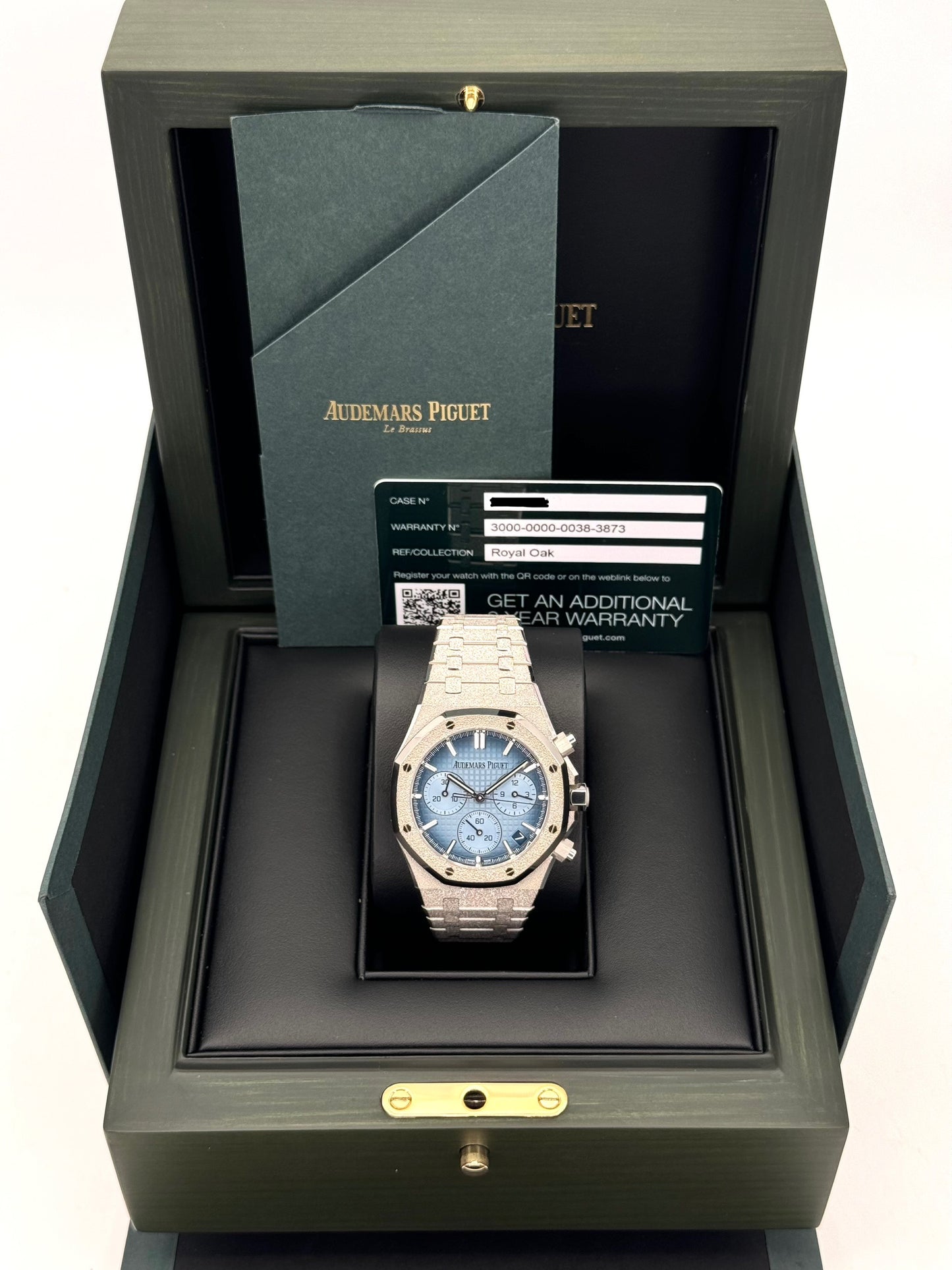 2023 Audemars Piguet Chrono 41mm 26420BC Frosted White Gold Blue Dial