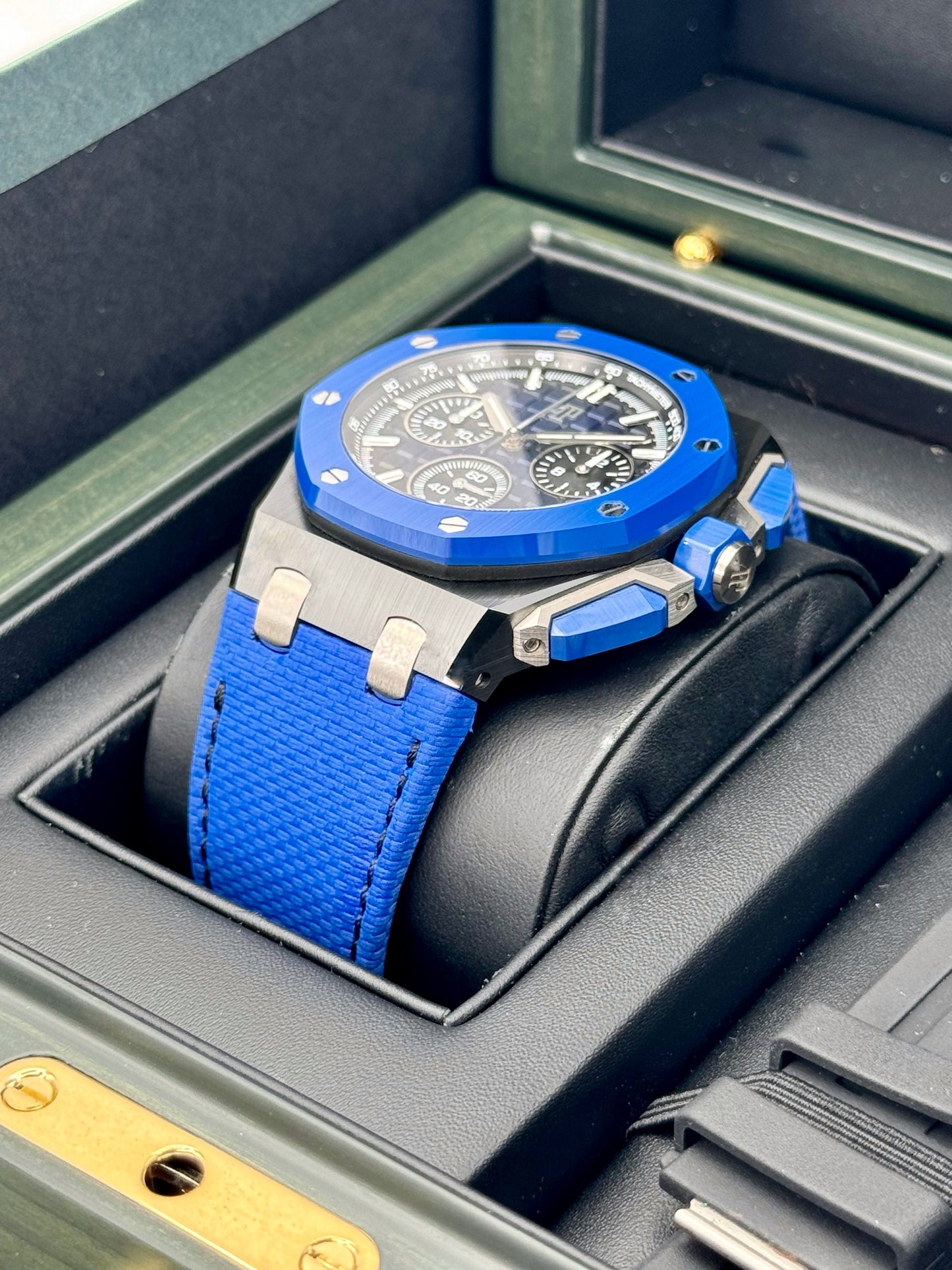 2023 Audemars Piguet Royal Oak Offshore 43mm 26420CE Ceramic Blue Dial