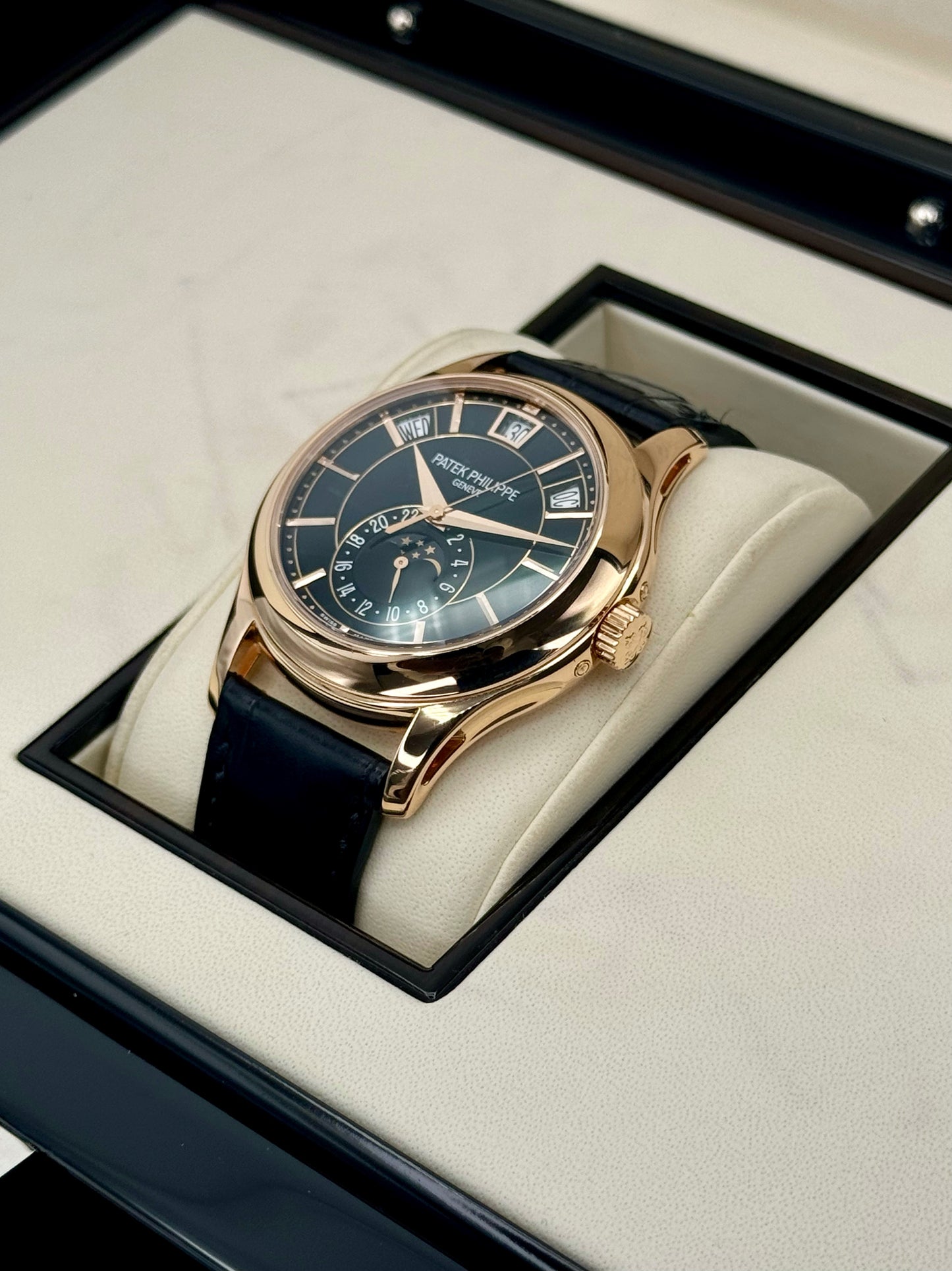 2014 Patek Philippe Annual Calander 40mm 5205R Rose Gold Black Dial