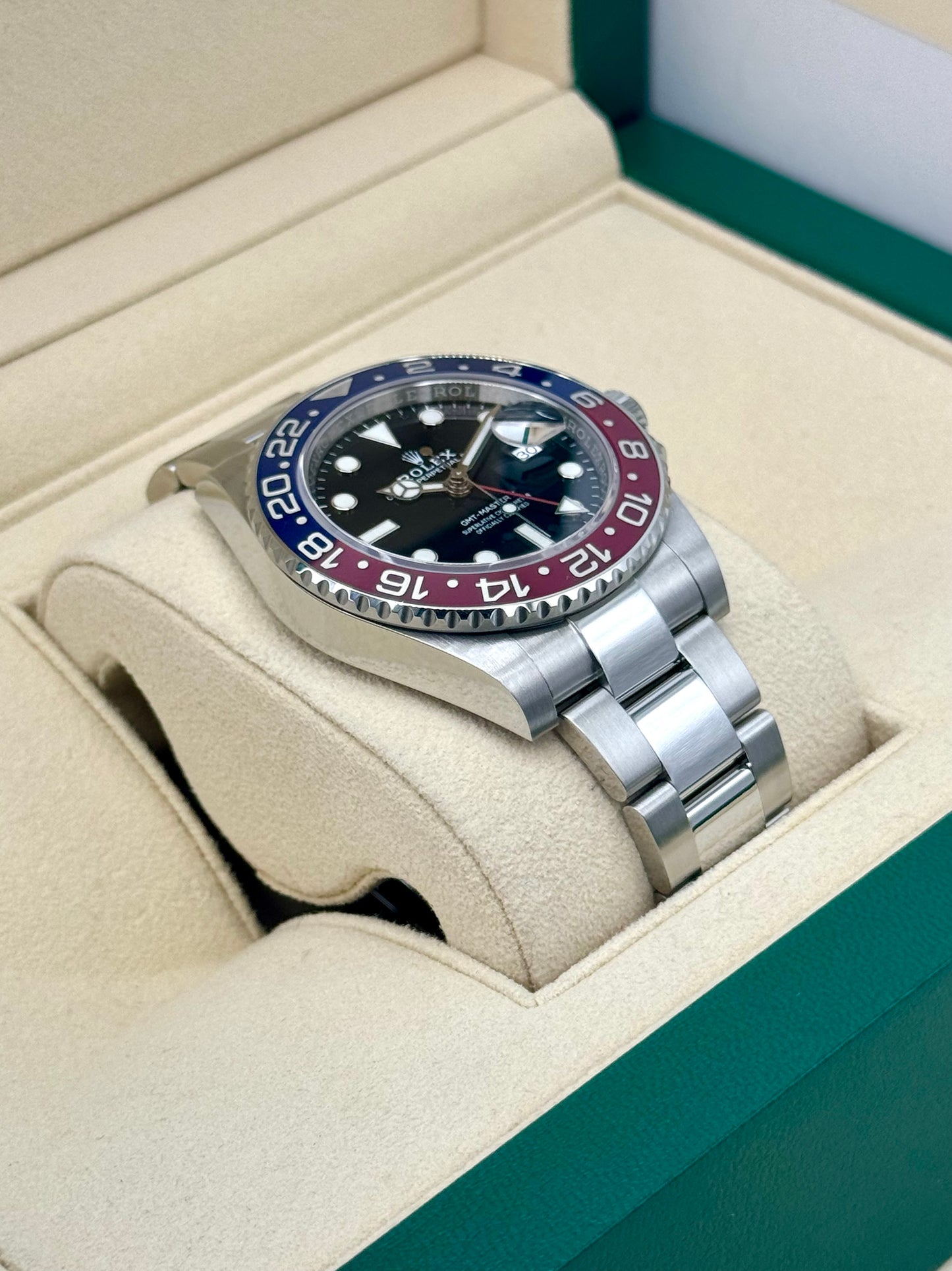 2022 Rolex GMT-Master II "Pepsi" 40mm 126710BLRO Oyster