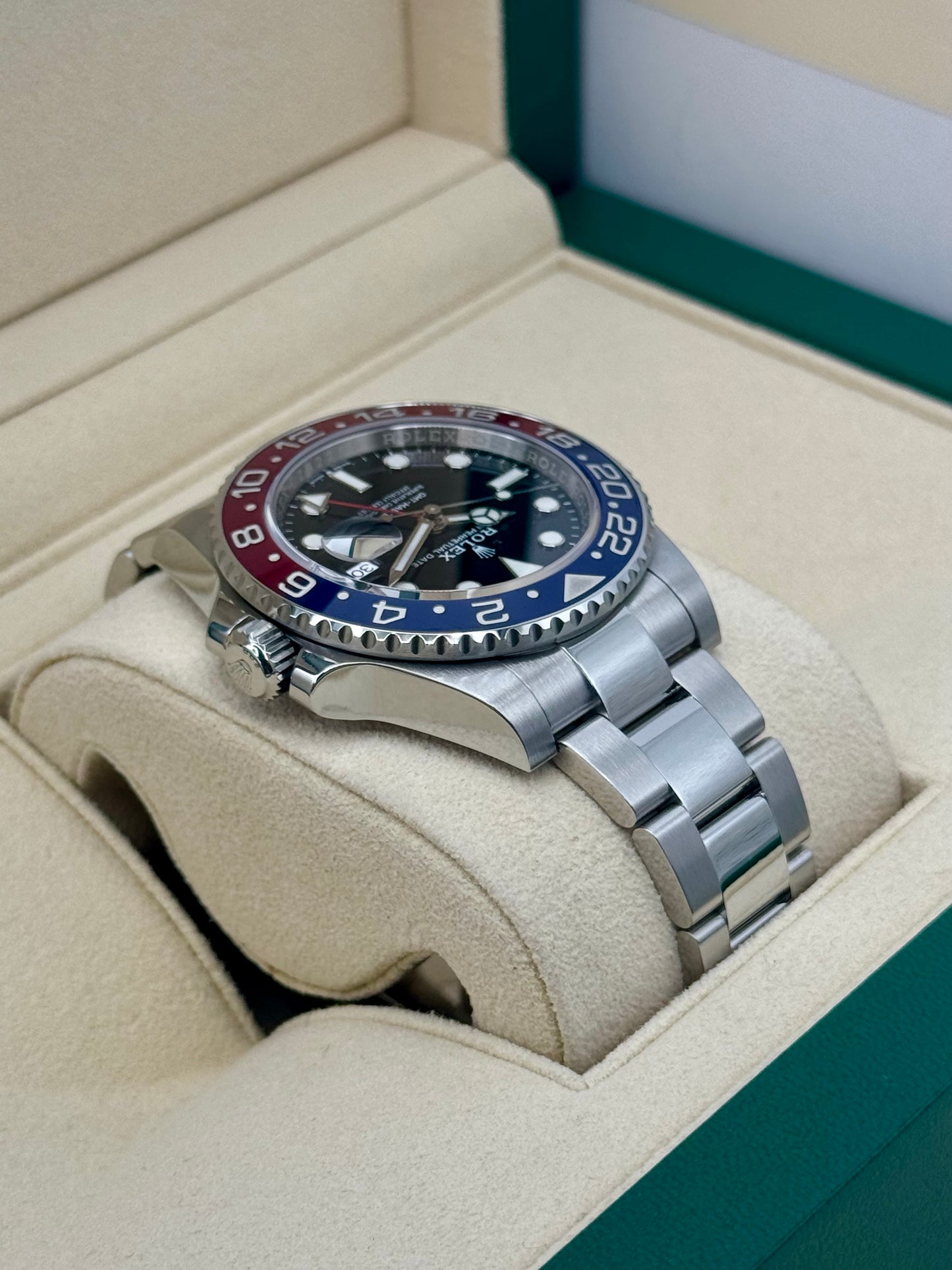 2022 Rolex GMT-Master II "Pepsi" 40mm 126710BLRO Oyster