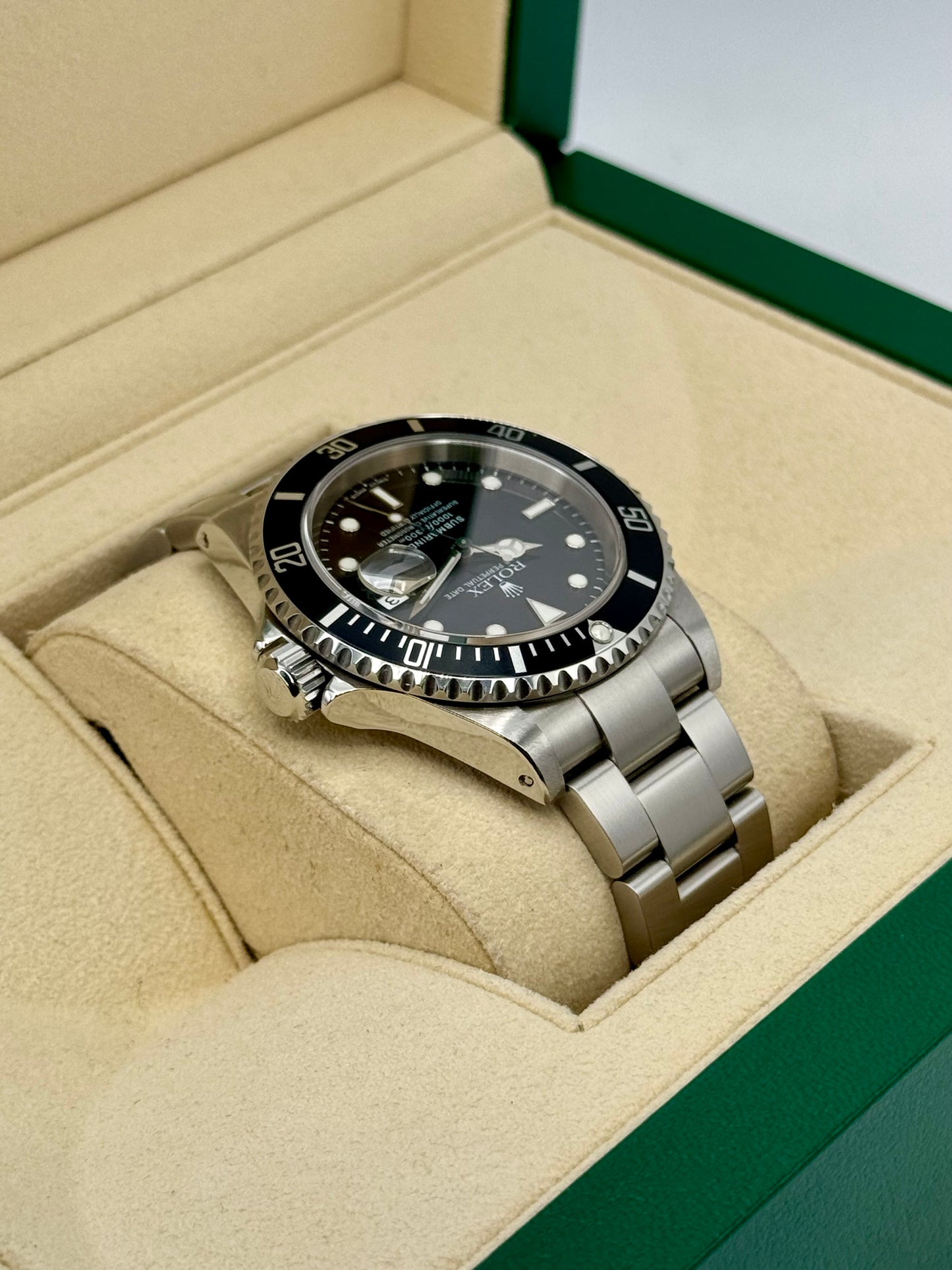 2002 Rolex Submariner Date 40mm 16610 Stainless Steel Black Dial