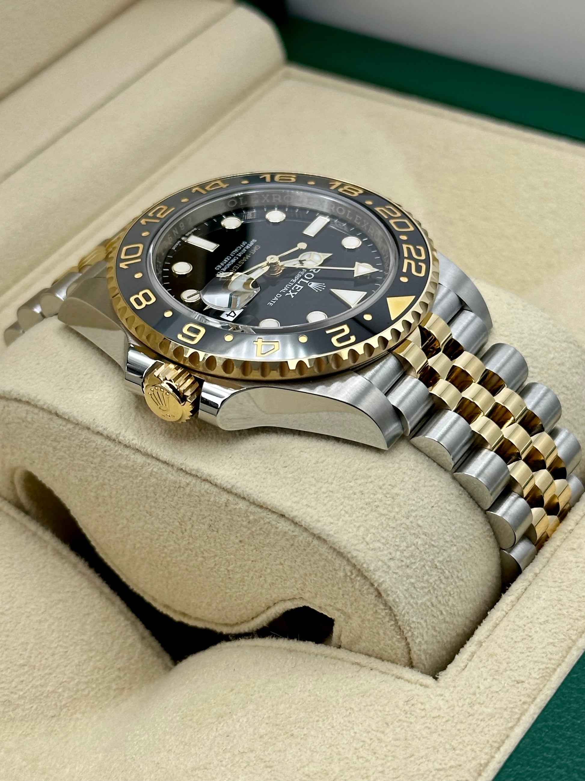 NEW 2023 Rolex GMT-Master II 40mm 126713GRNR Two-Tone Jubilee Black Dial - MyWatchLLC