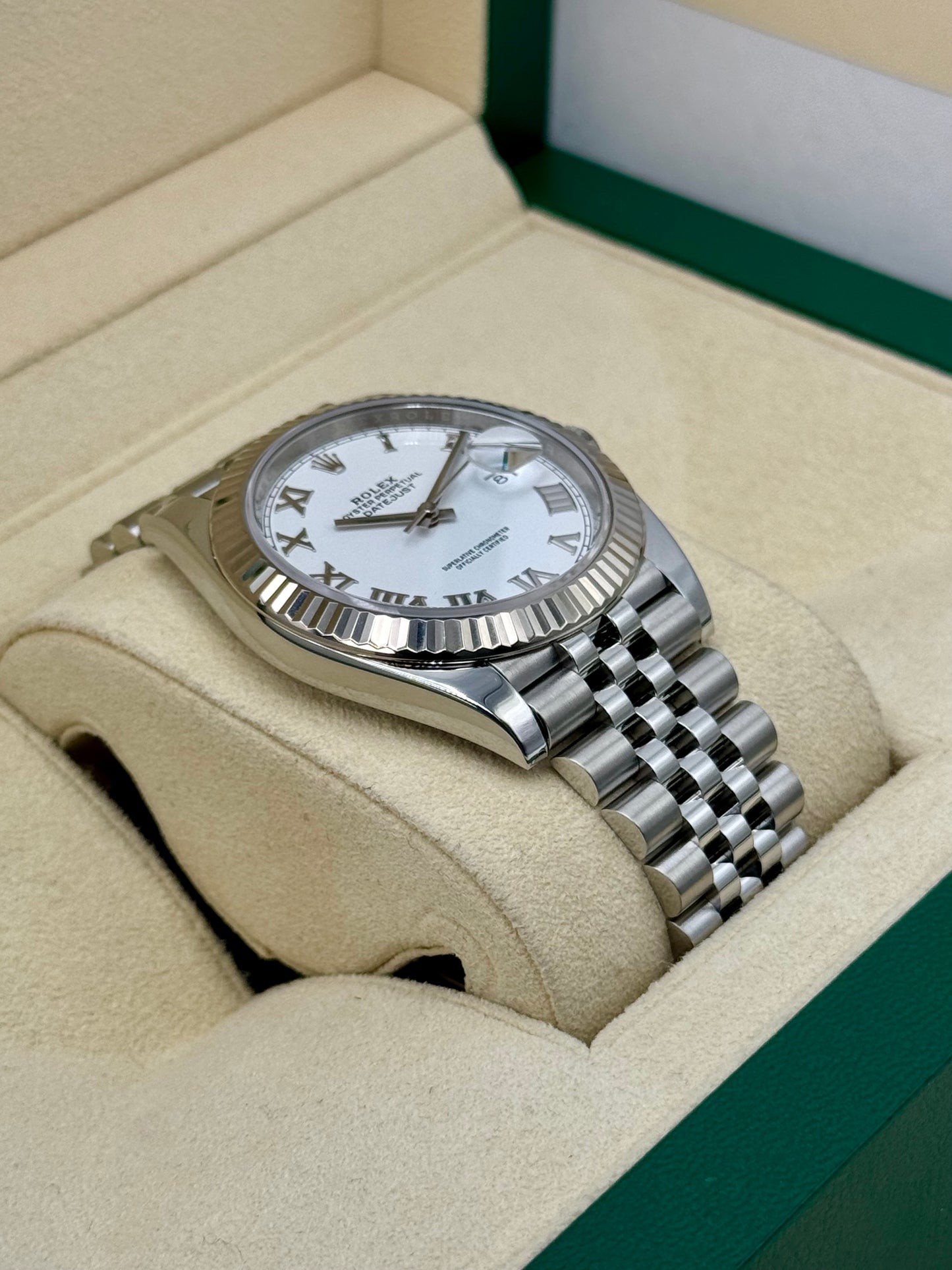 2021 Rolex Datejust 41mm 126334 Stainless Steel Jubilee White Dial