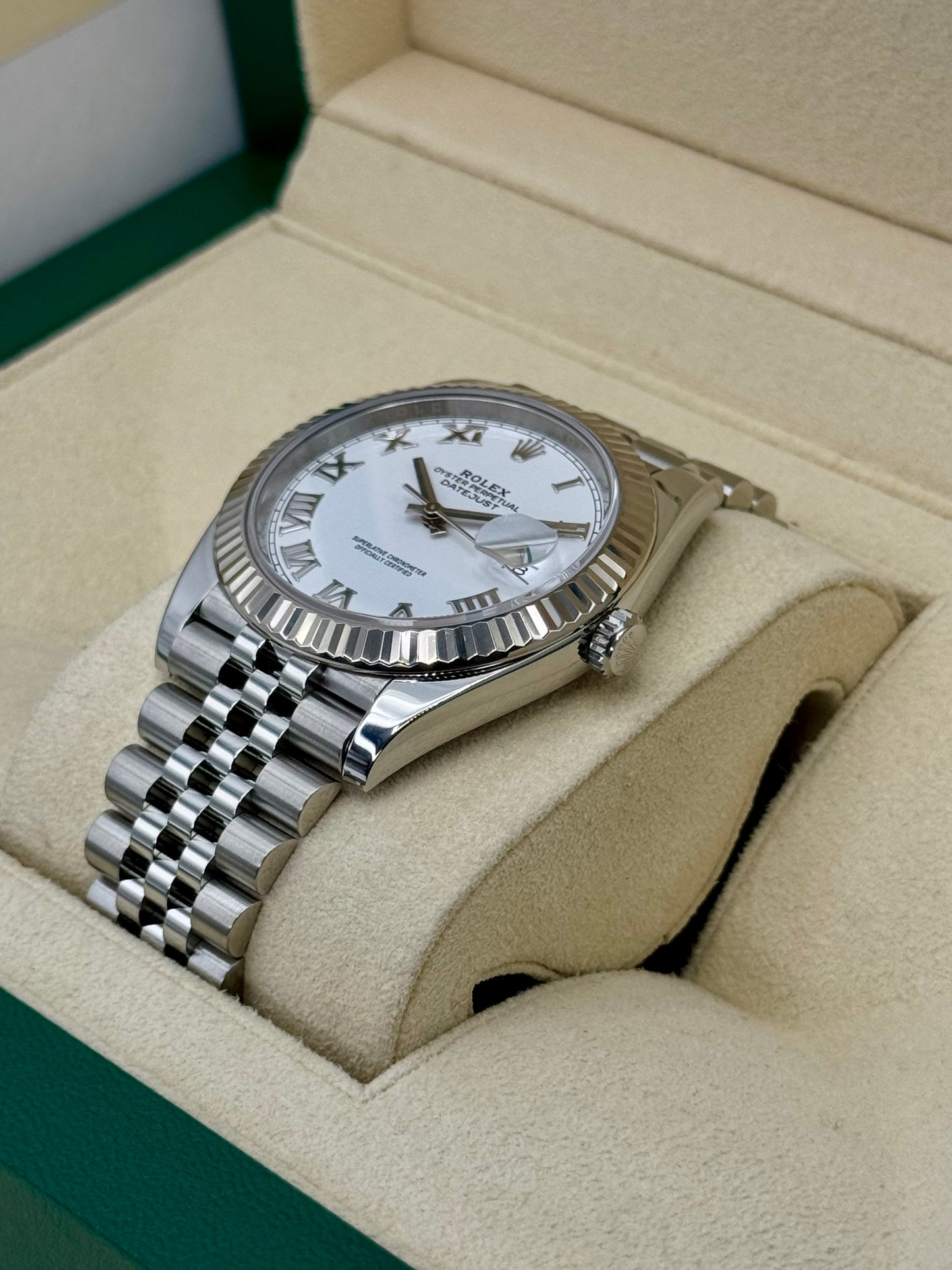 2021 Rolex Datejust 41mm 126334 Stainless Steel Jubilee White Dial