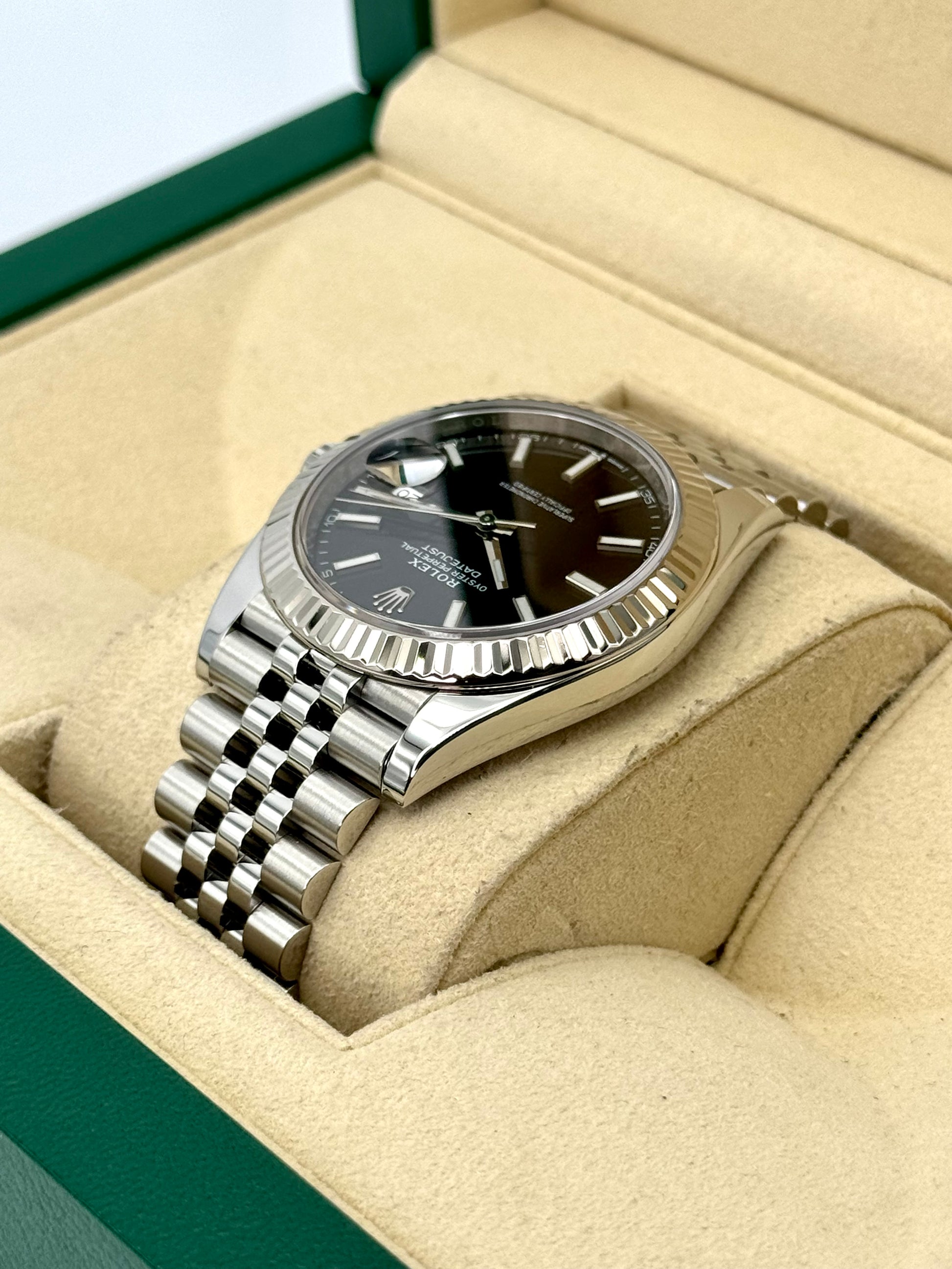 2019 Rolex Datejust 41mm 126334 Stainless Steel Jubilee Black Dial - MyWatchLLC