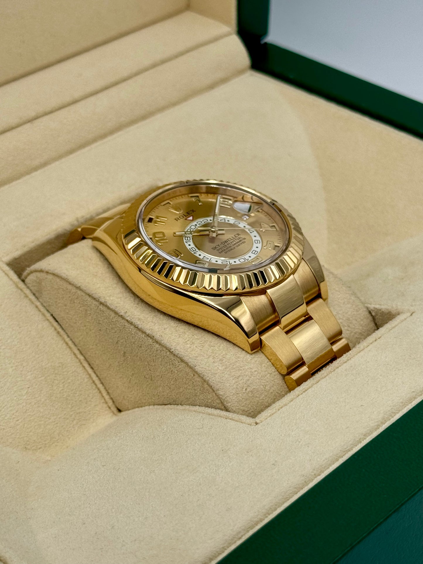 2019 Rolex Sky-Dweller 42mm 326938 Yellow Gold Oyster Champagne Dial