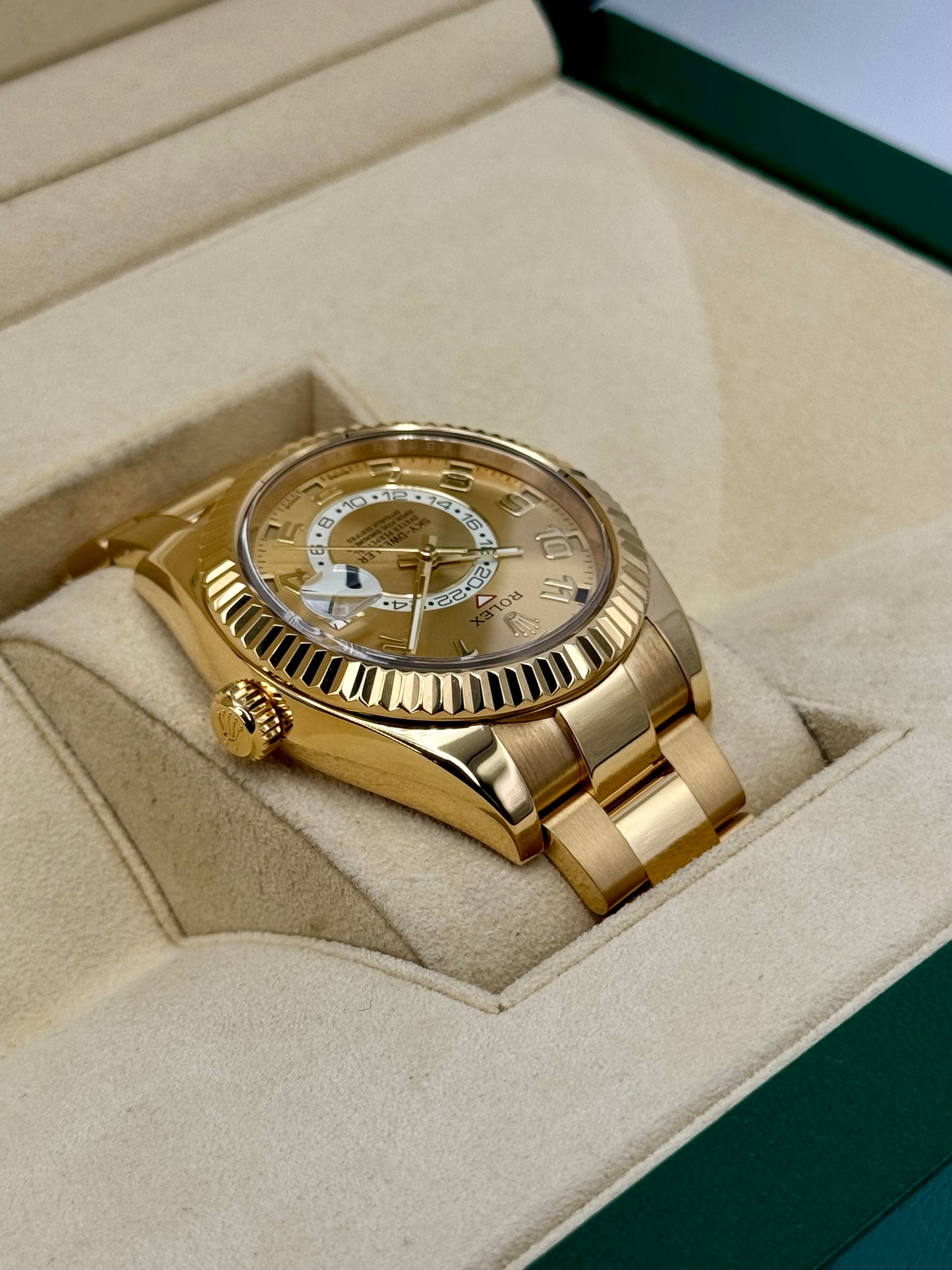 2019 Rolex Sky-Dweller 42mm 326938 Yellow Gold Oyster Champagne Dial