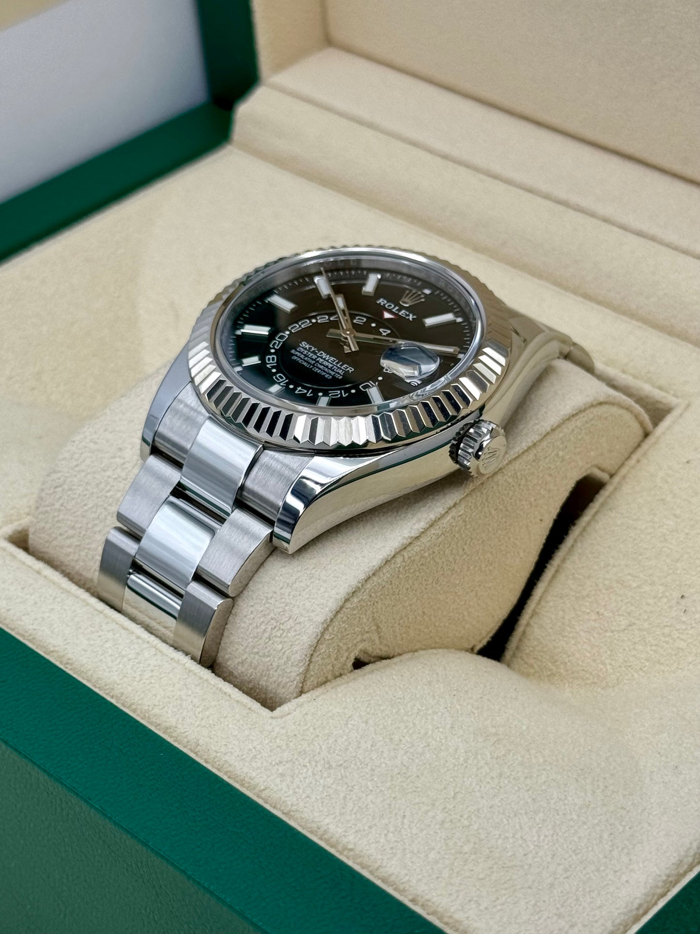 2023 Rolex Sky-Dweller 42mm 326934 Oyster Black Dial