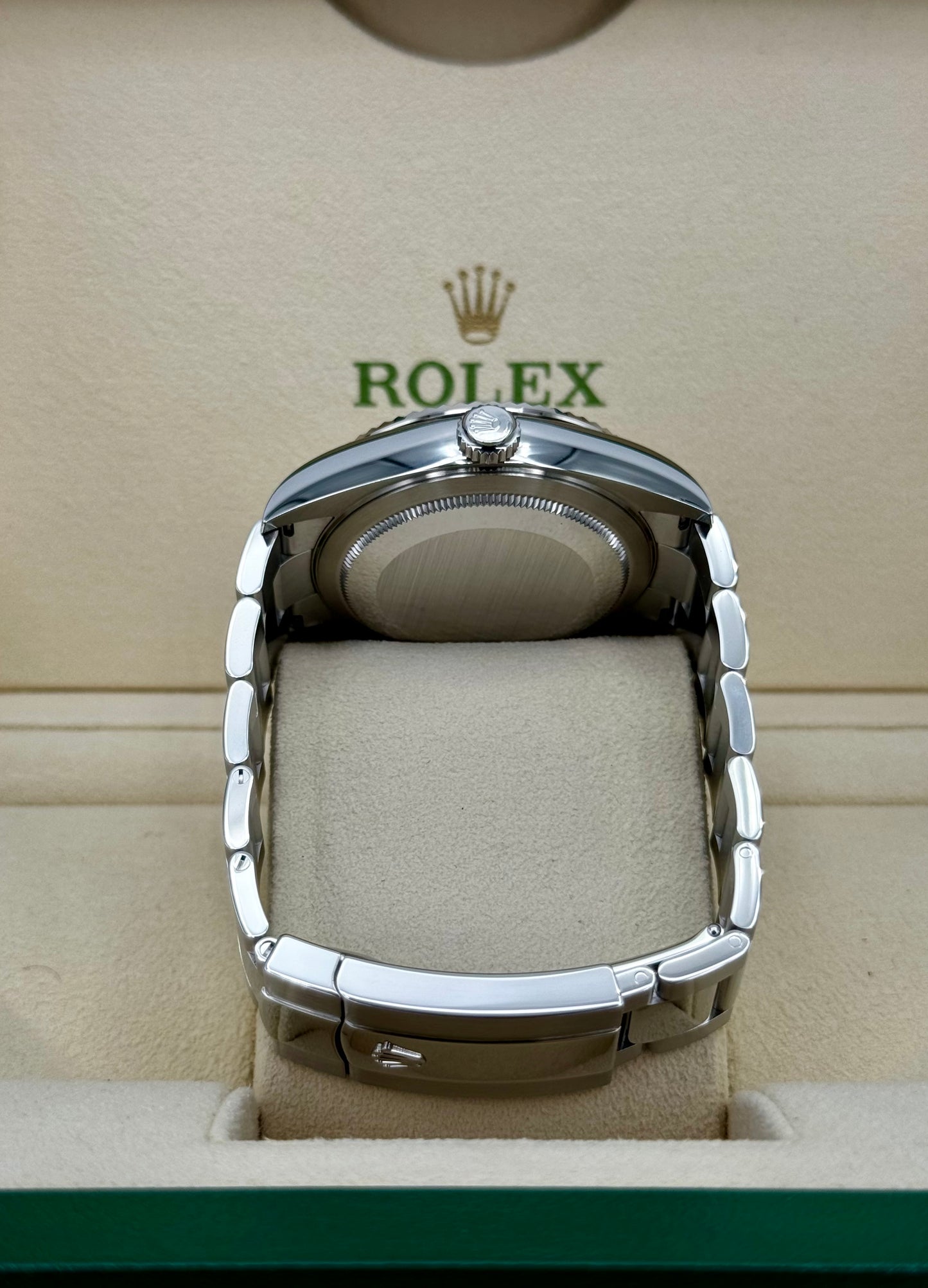 2023 Rolex Sky-Dweller 42mm 326934 Oyster Black Dial