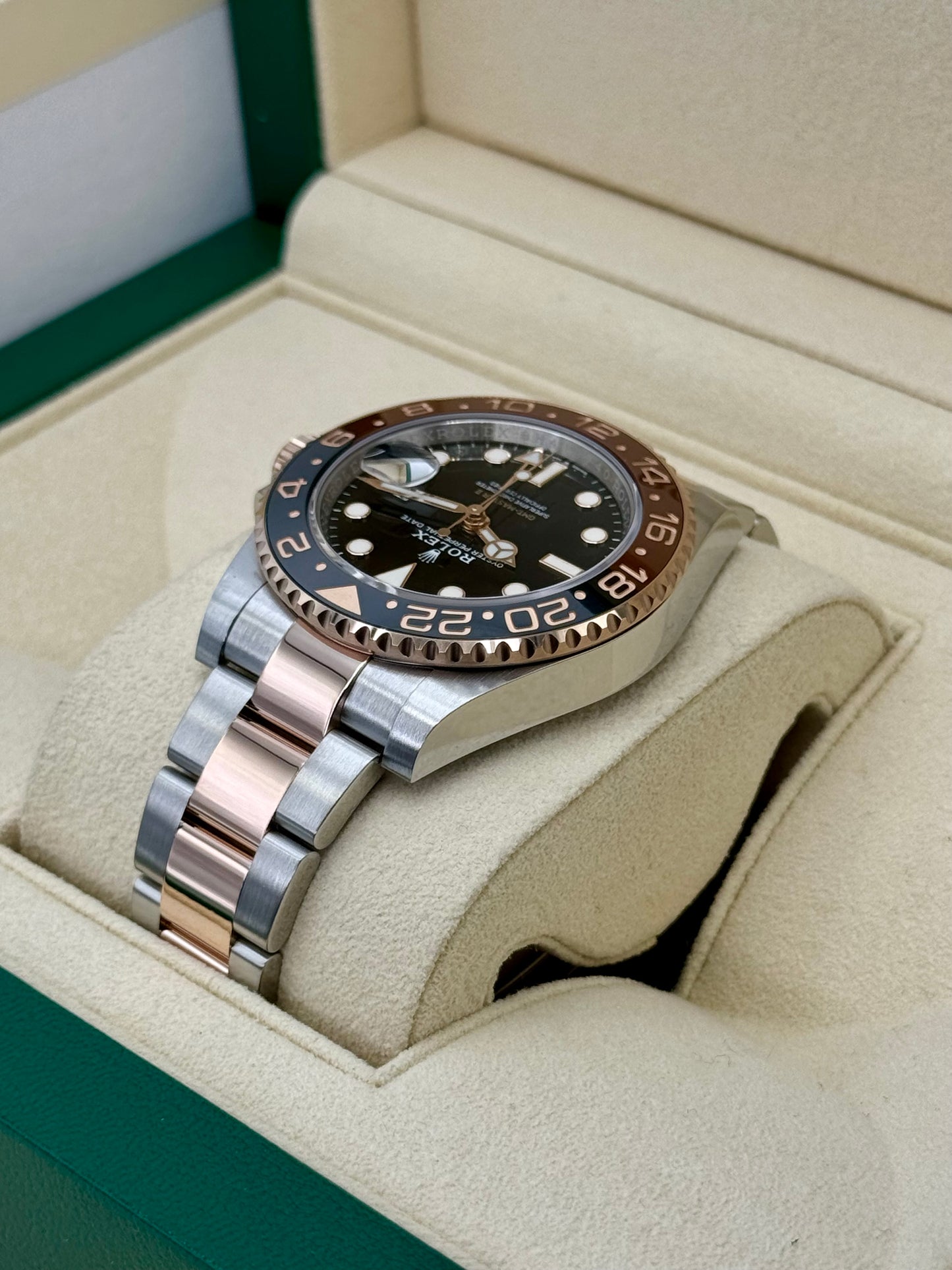 2022 Rolex GMT-Master II "Rootbeer" 40mm 126711CHNR Tow-Tone