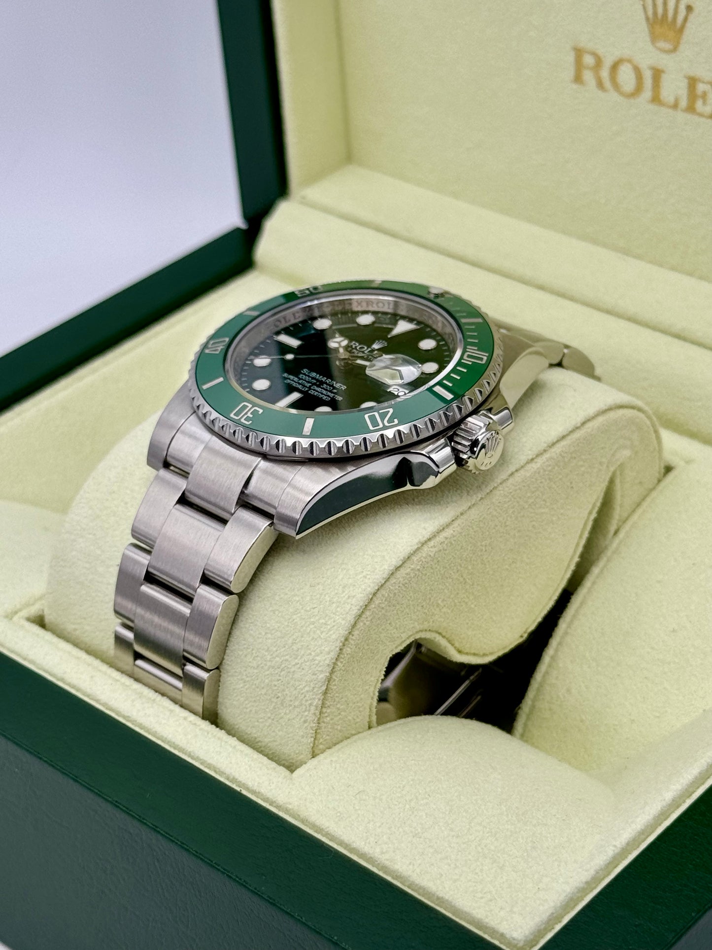 2013 Rolex Submariner "Hulk" 40mm 116610LV Green Dial