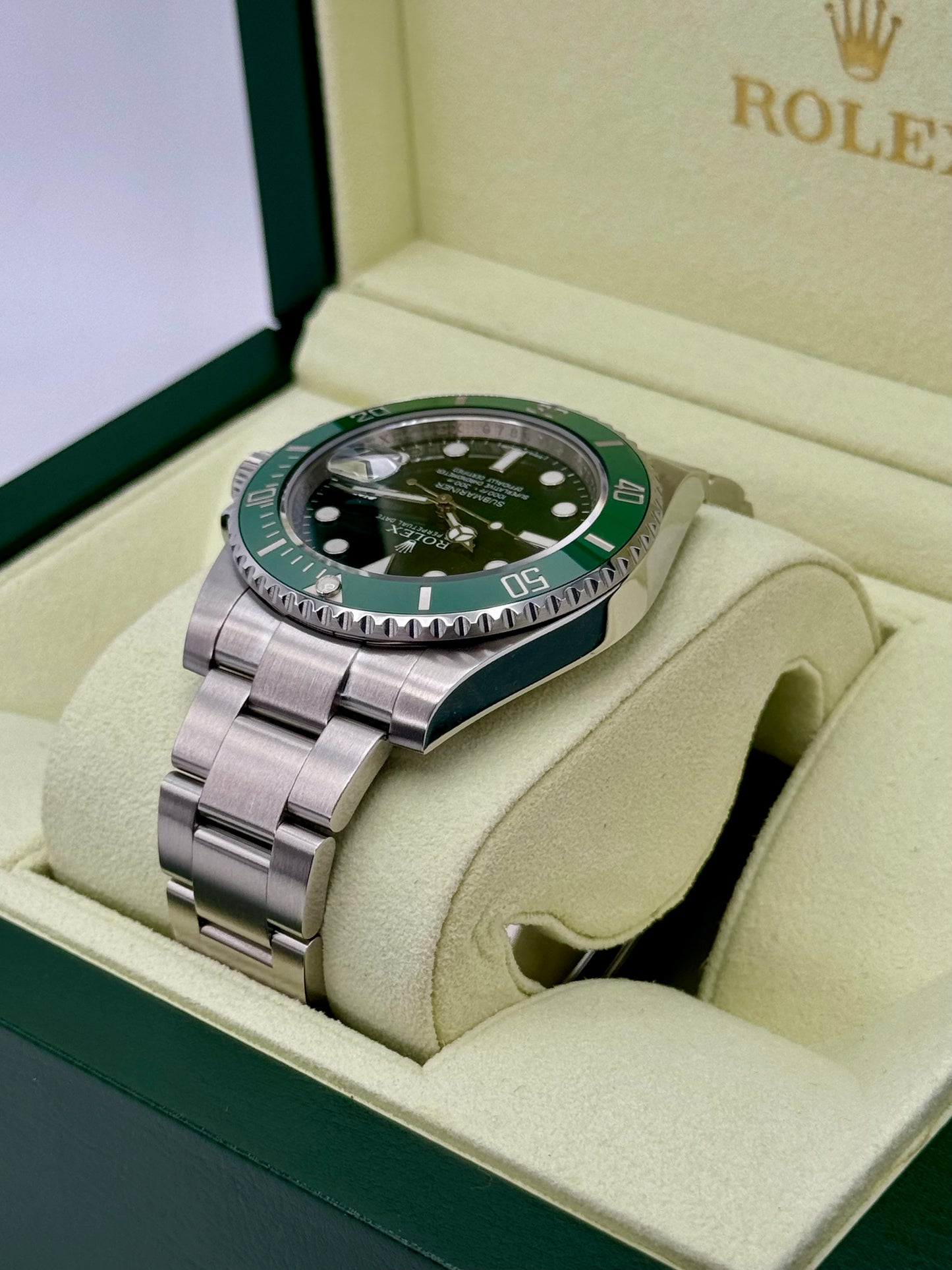 2013 Rolex Submariner "Hulk" 40mm 116610LV Green Dial