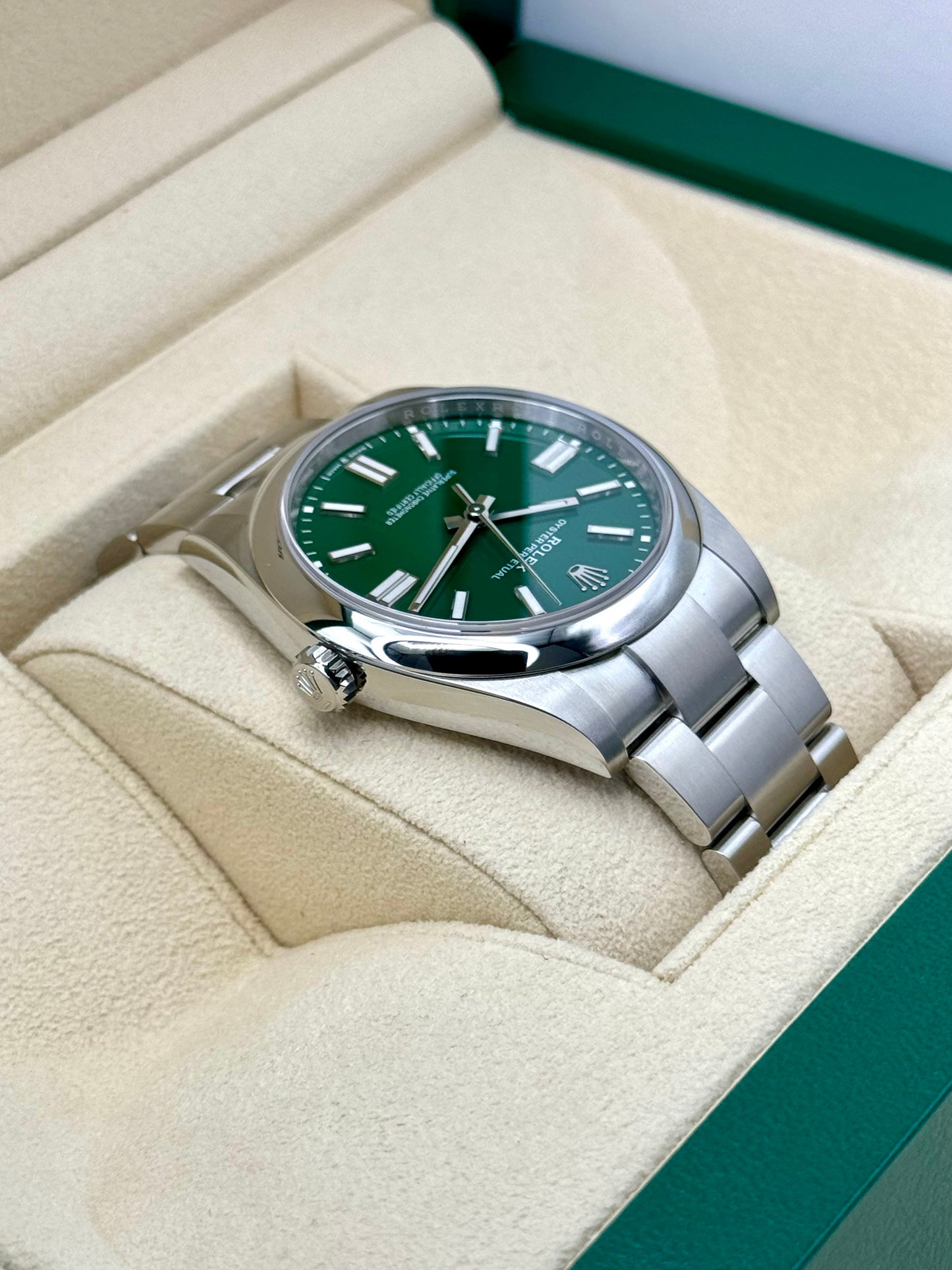 NEW 2024 Rolex Oyster Perpetual 41mm 124300 Green Dial - MyWatchLLC