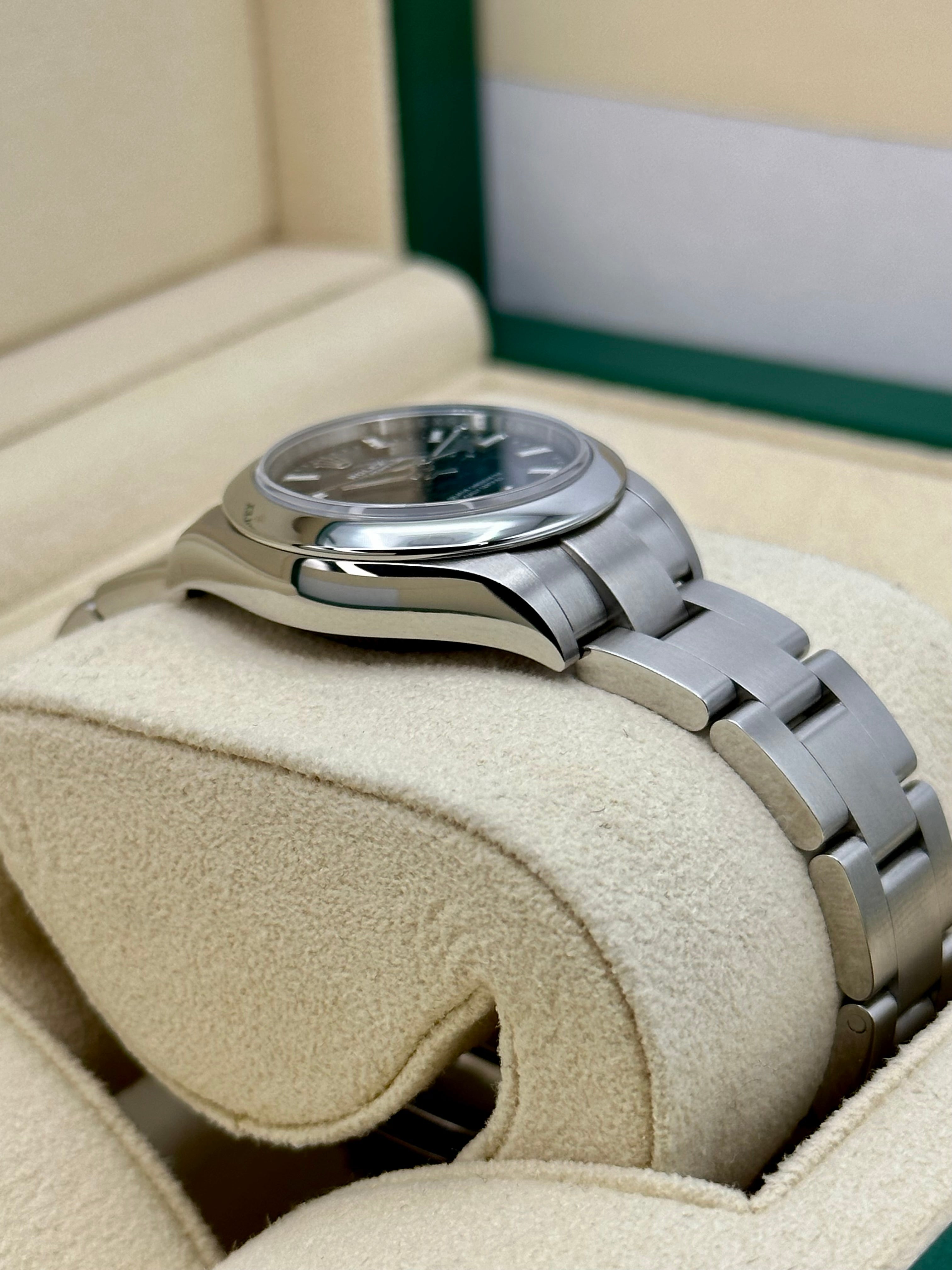 Rolex oyster deals perpetual 28mm