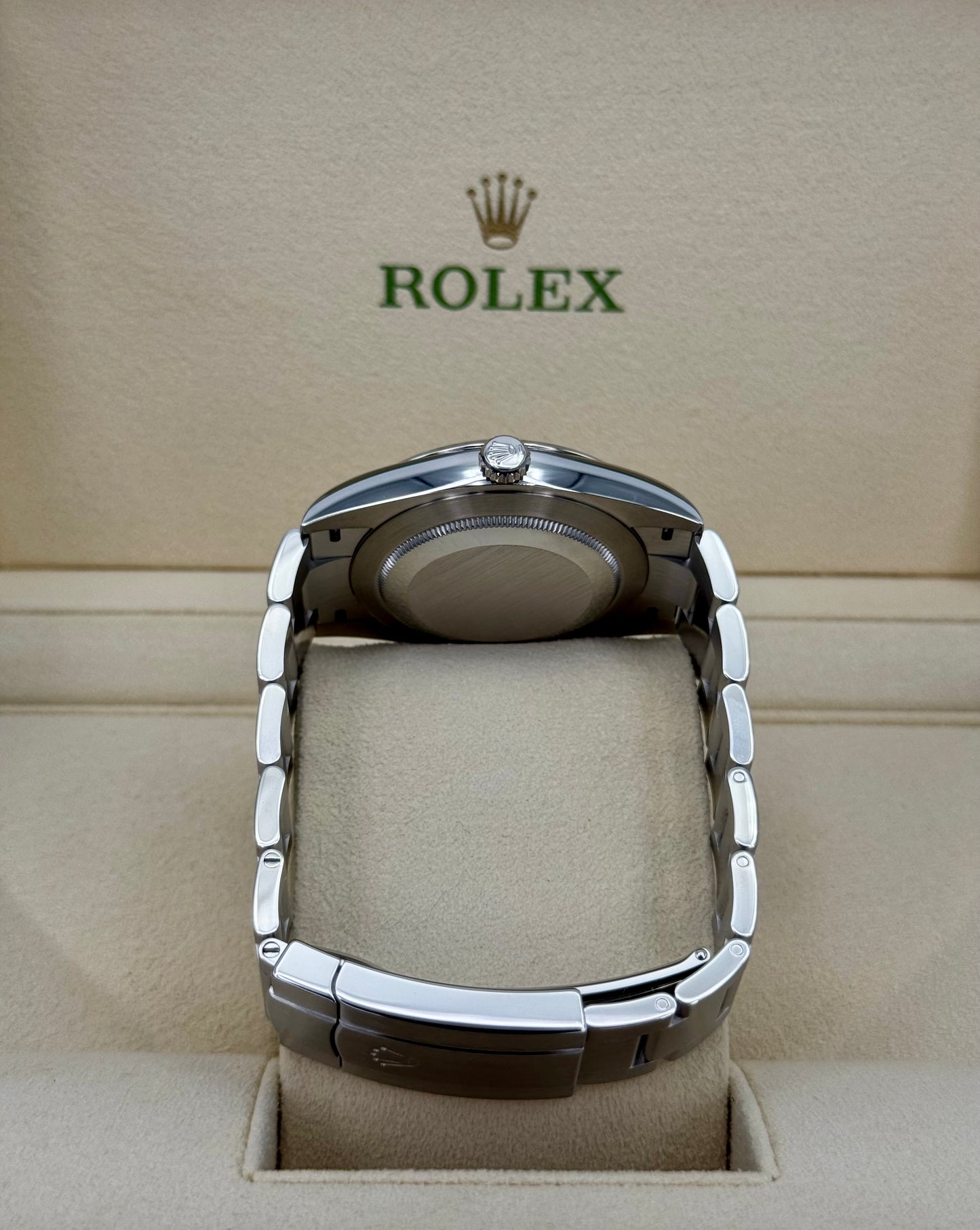 2023 Rolex Oyster Perpetual 41mm 124300 Green Dial