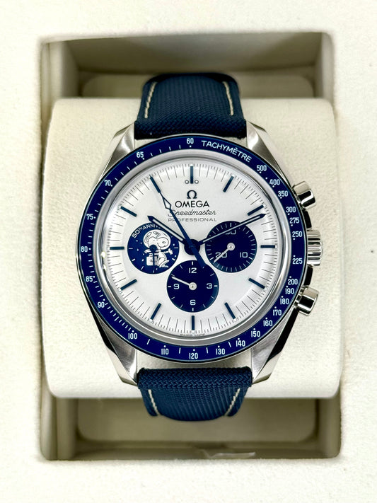 NEW 2023 Omega Speedmaster Silver Snoopy Award 310.32.42.50.02.001 - MyWatchLLC