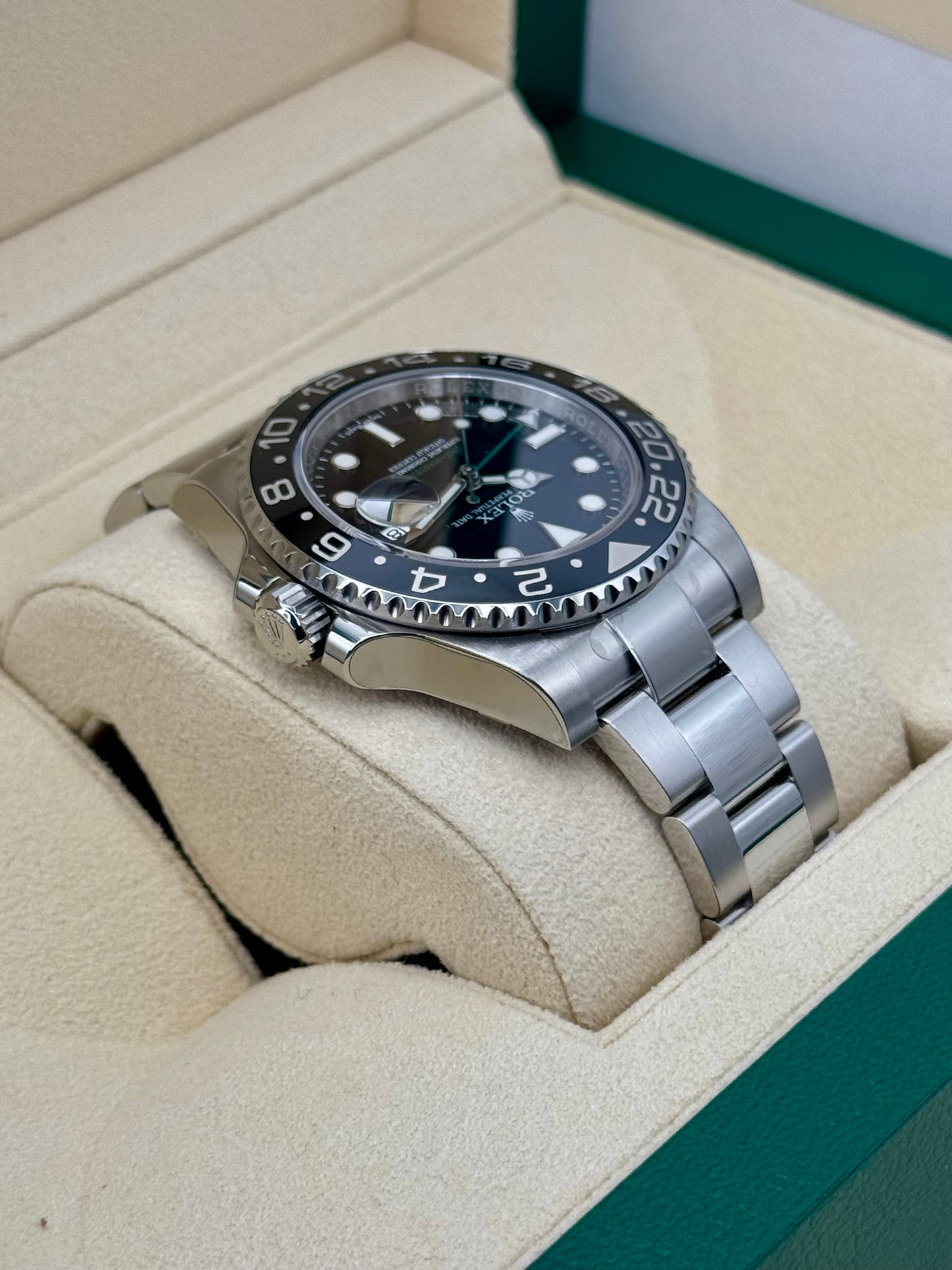 NEW OLD STOCK 2016 Rolex GMT-Master II 40mm 116710LN Black Dial