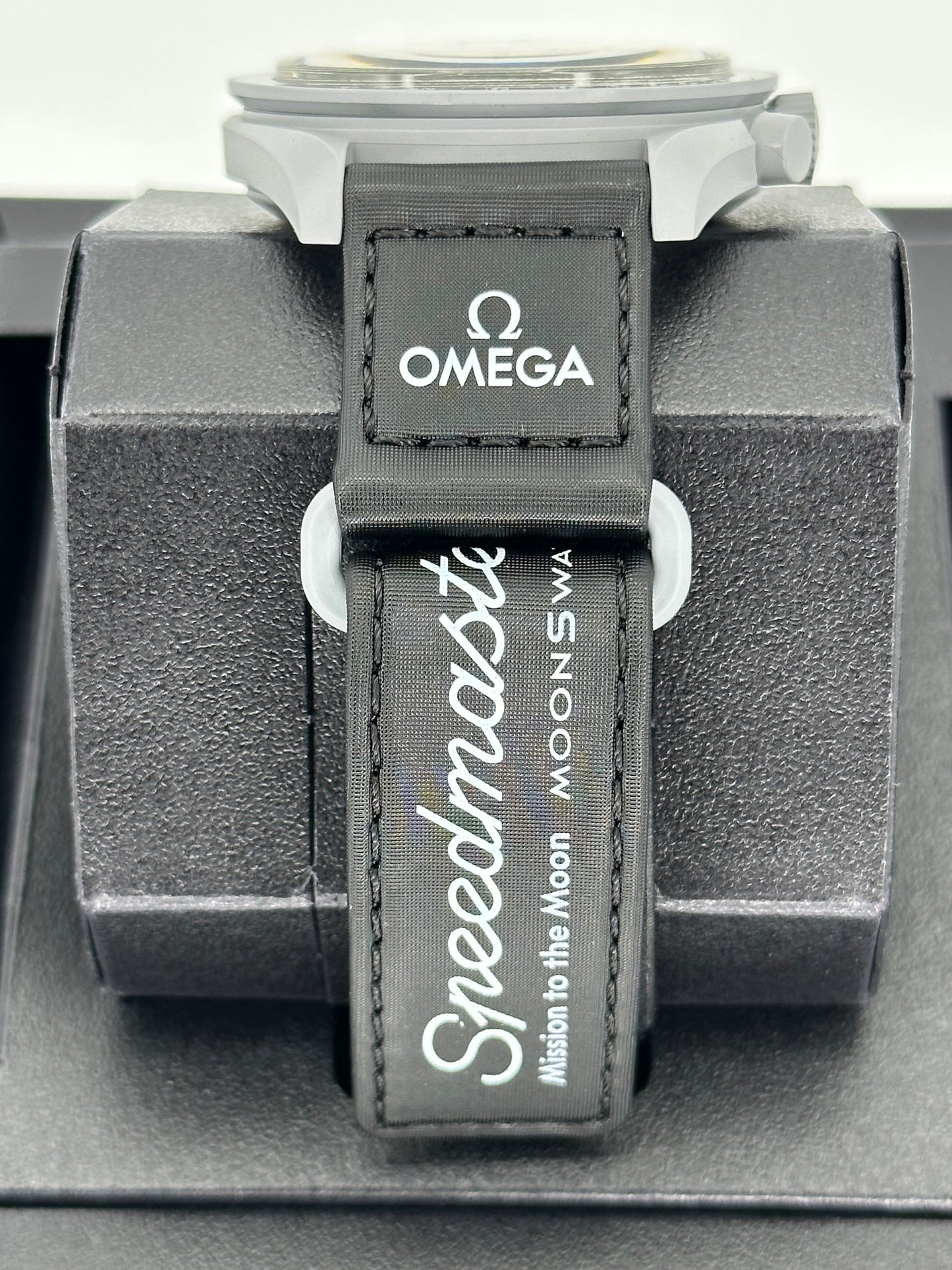 NEW Omega S033M100 Bioceramic Moon Swatch  - Mission to the Moon - MyWatchLLC