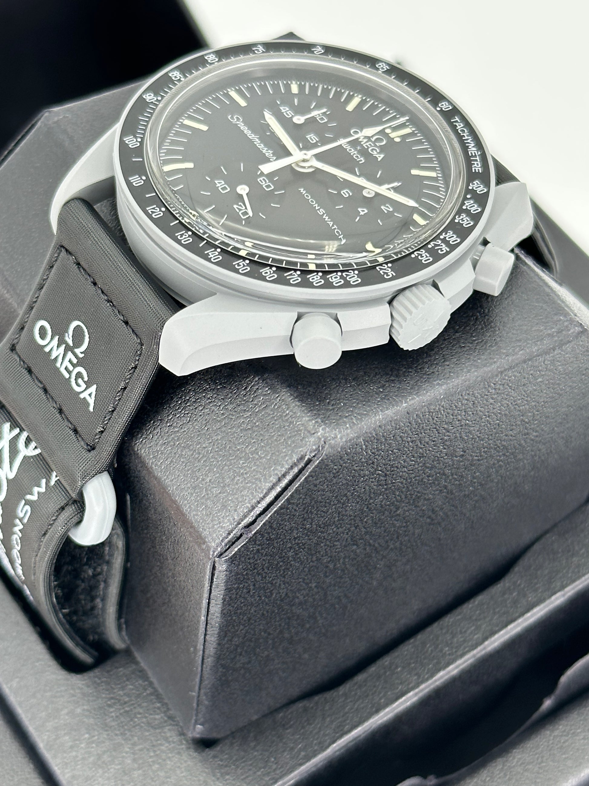 NEW Omega S033M100 Bioceramic Moon Swatch  - Mission to the Moon - MyWatchLLC