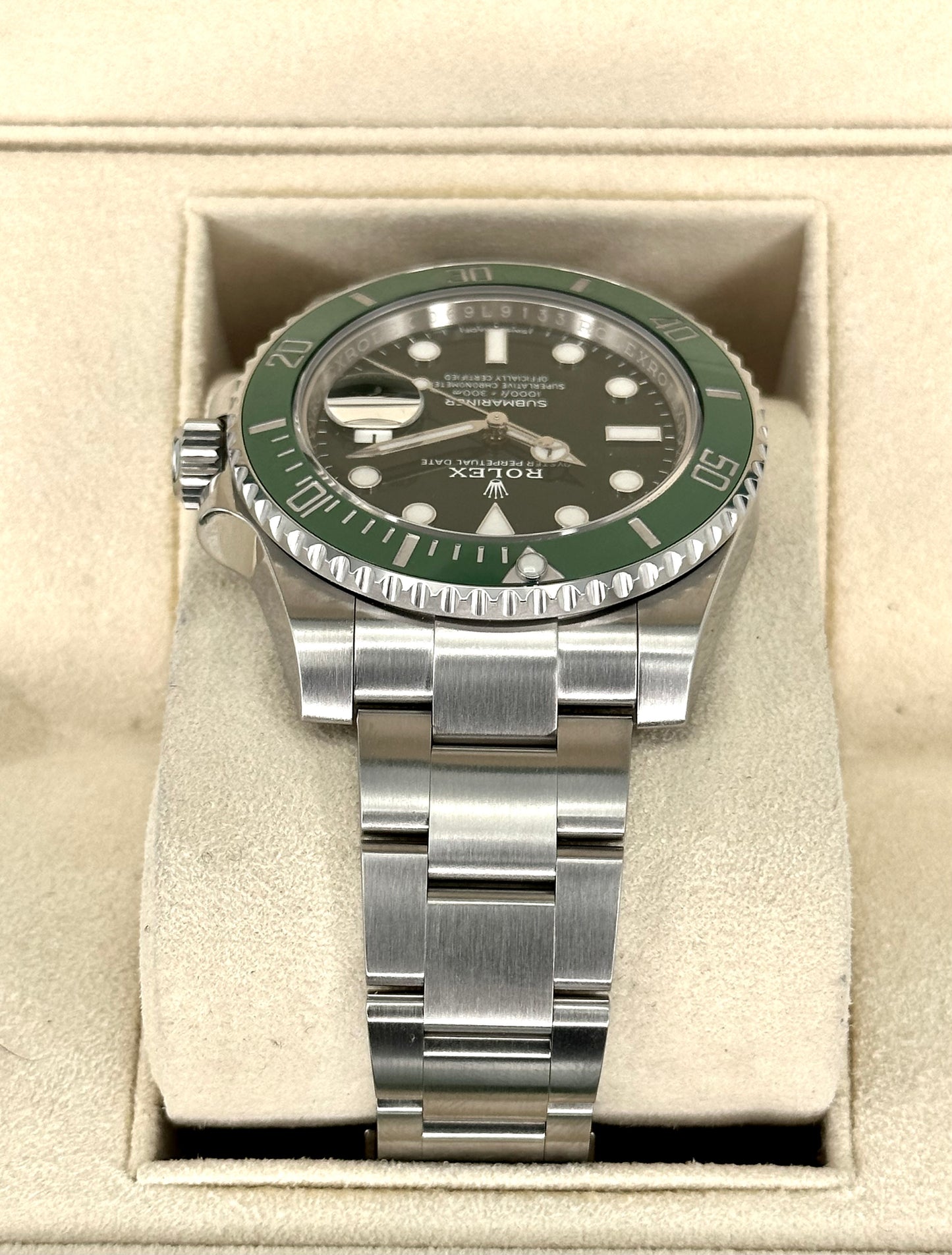 2016 Rolex Submariner Date "Hulk" 40mm 116610LV Stainless Steel Green Dial - MyWatchLLC