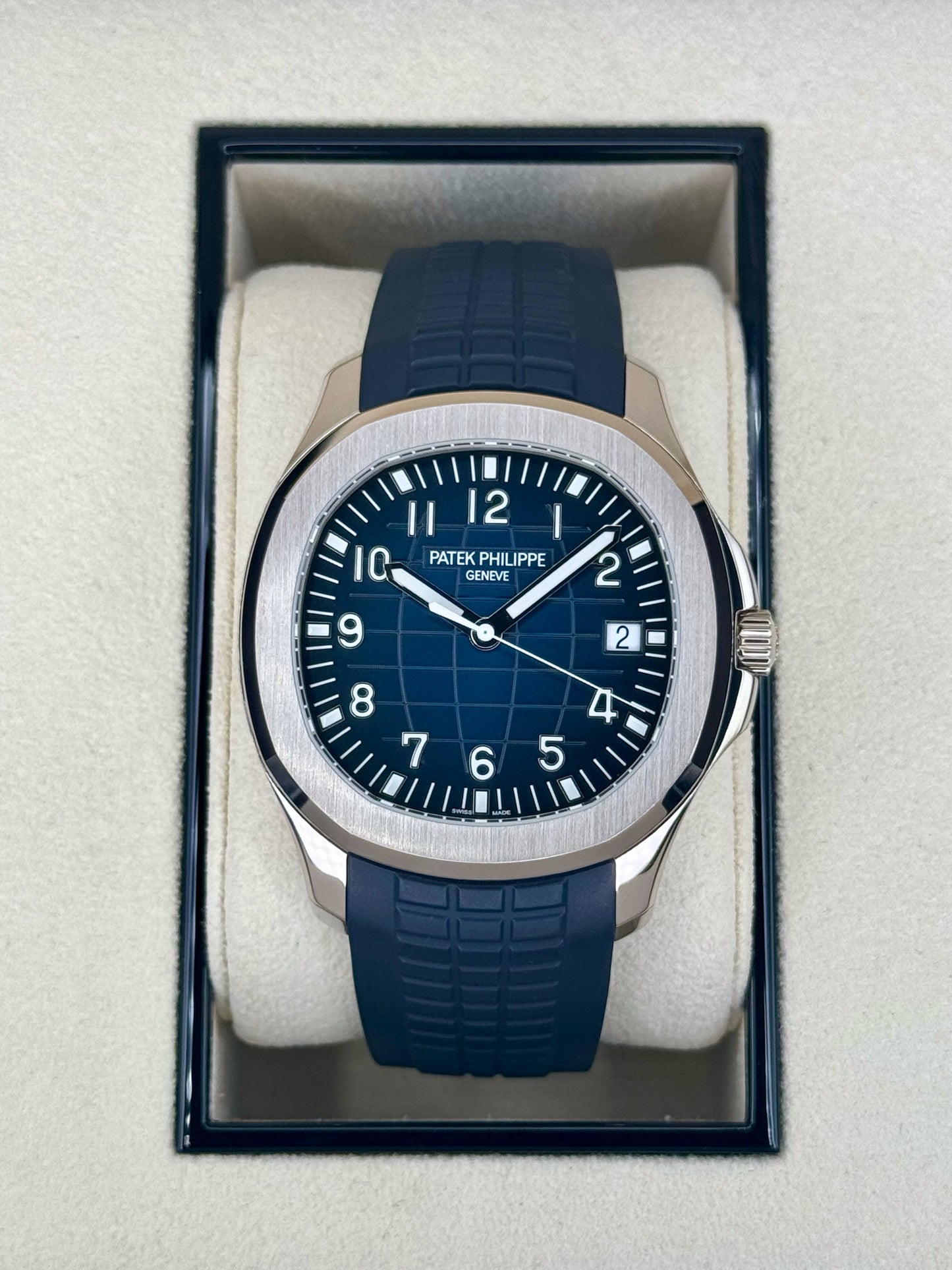 2021 Patek Philippe Aquanaut 5168G 42.2mm White Gold Blue Dial