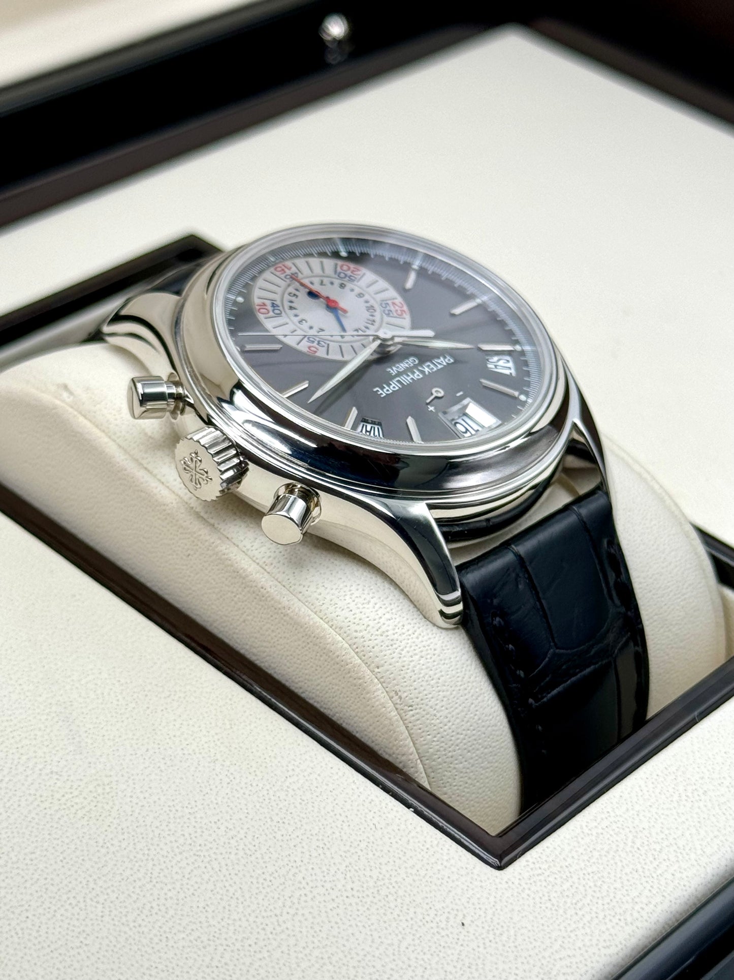 2006 Patek Phillippe Annual Calendar Chrono 40.5mm Platinum Black Dial - MyWatchLLC