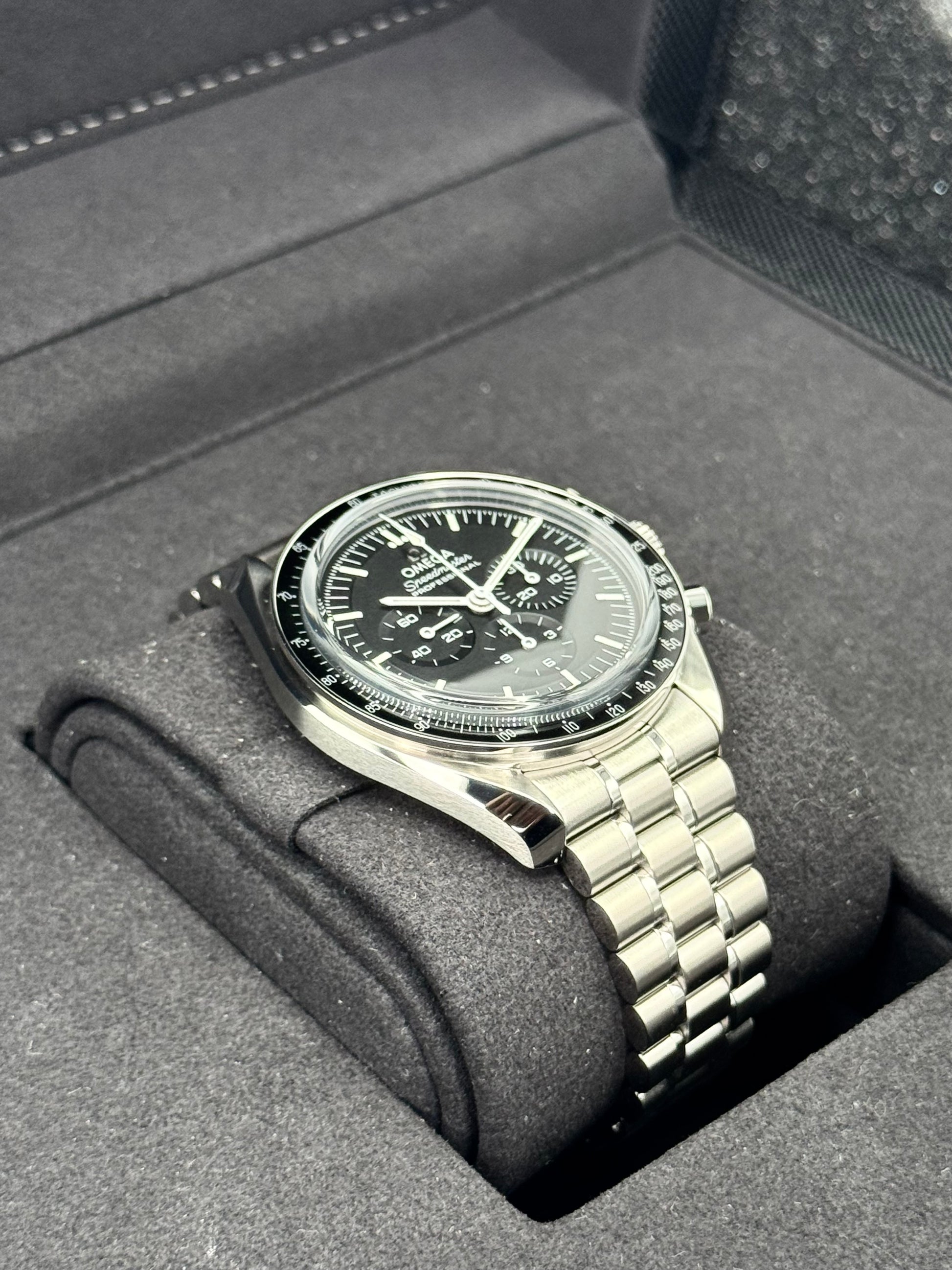 2023 Omega 42mm 310.30.42.50.01.002 Speedmaster Moonwatch Pro - MyWatchLLC