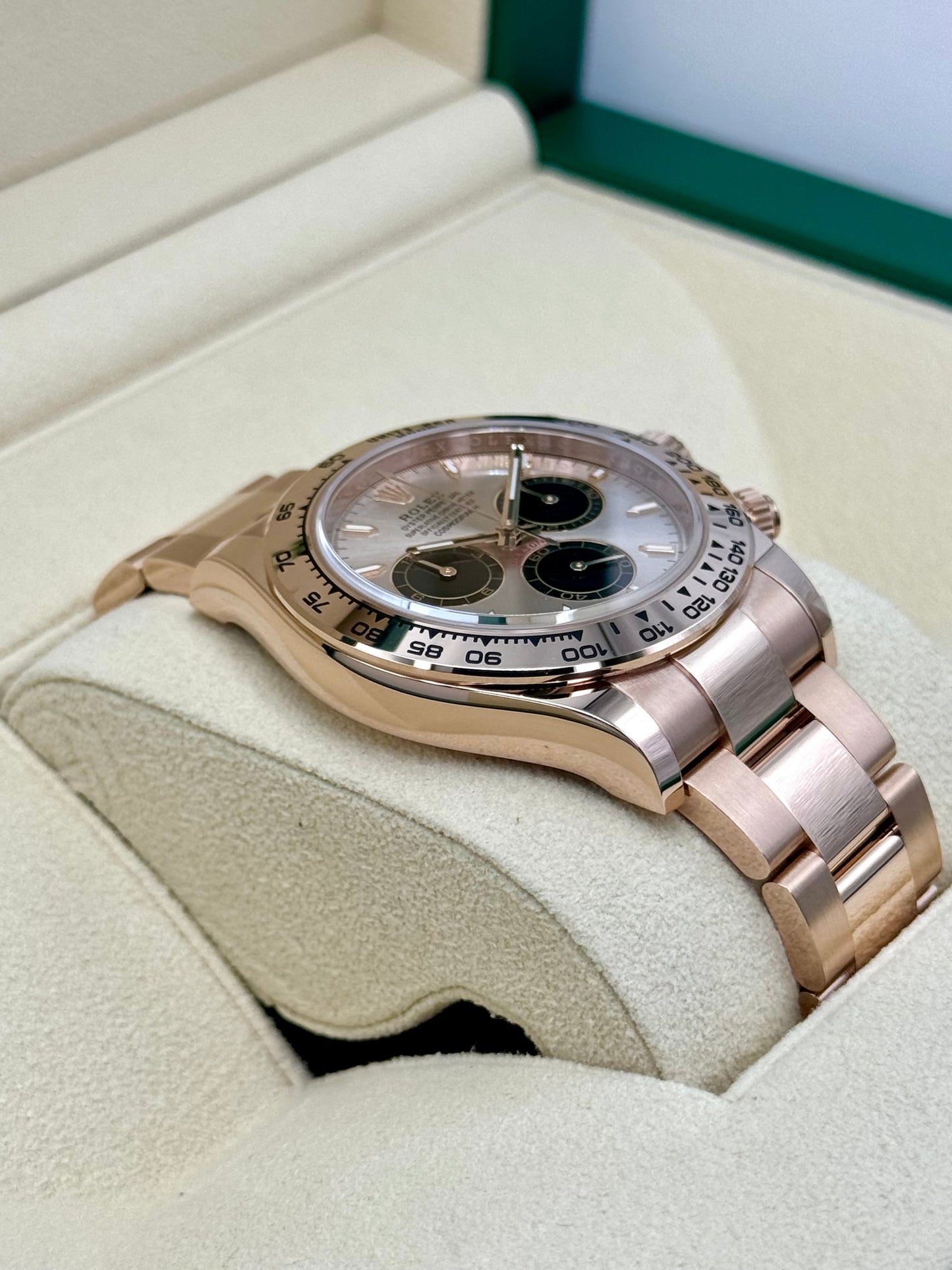 2024 Rolex Daytona 40mm 126505 Rose Gold Sundust Dial