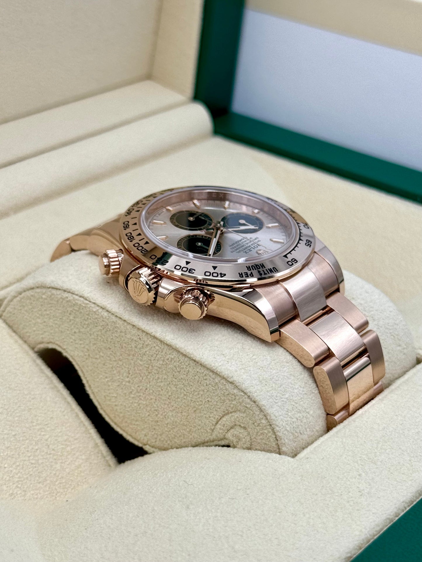 2024 Rolex Daytona 40mm 126505 Rose Gold Sundust Dial