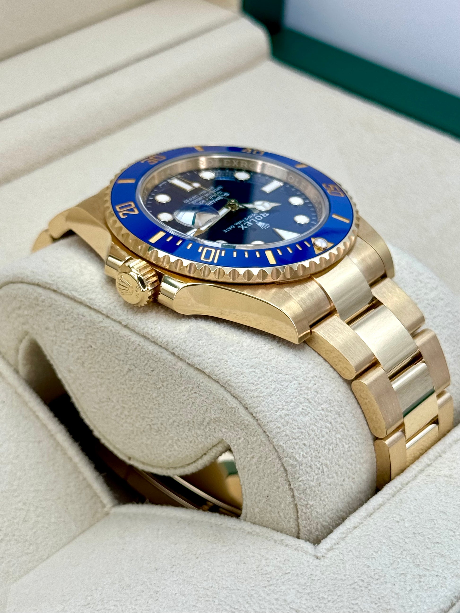 NEW 2024 Rolex Submariner "Bluesy" 41mm 126618LB Yellow Gold Blue Dial - MyWatchLLC