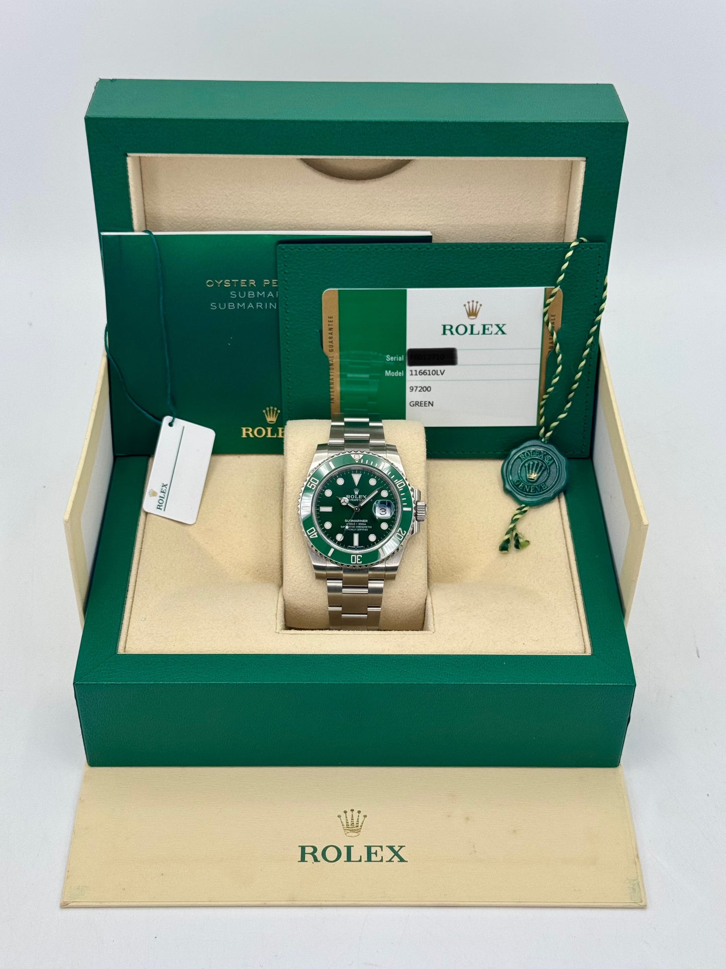 2018 Rolex Submariner “Hulk” 40mm 116610LV Green Dial