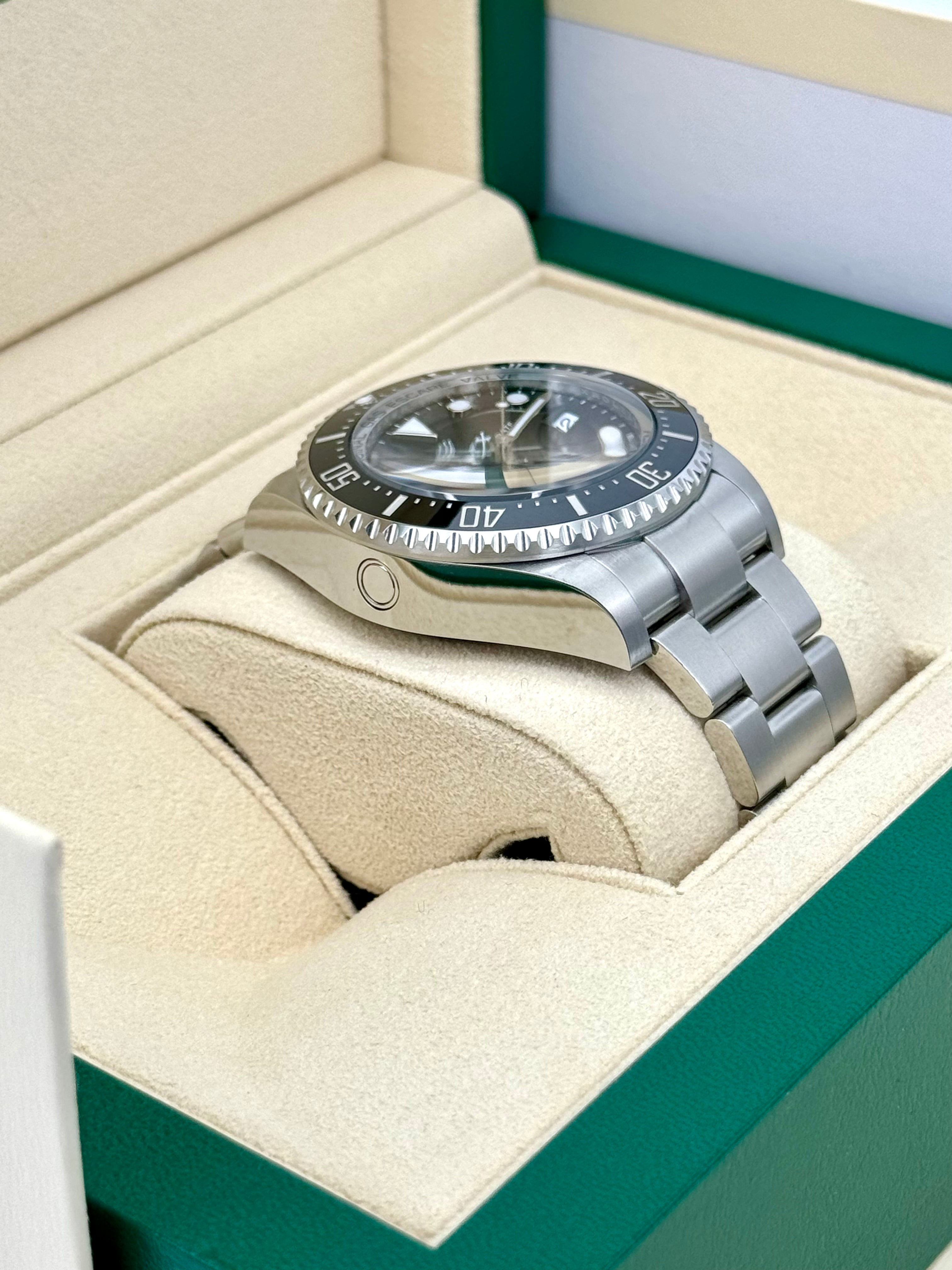 NEW 2023 Rolex Sea Dweller Deepsea 44mm 136660 Stainless Steel