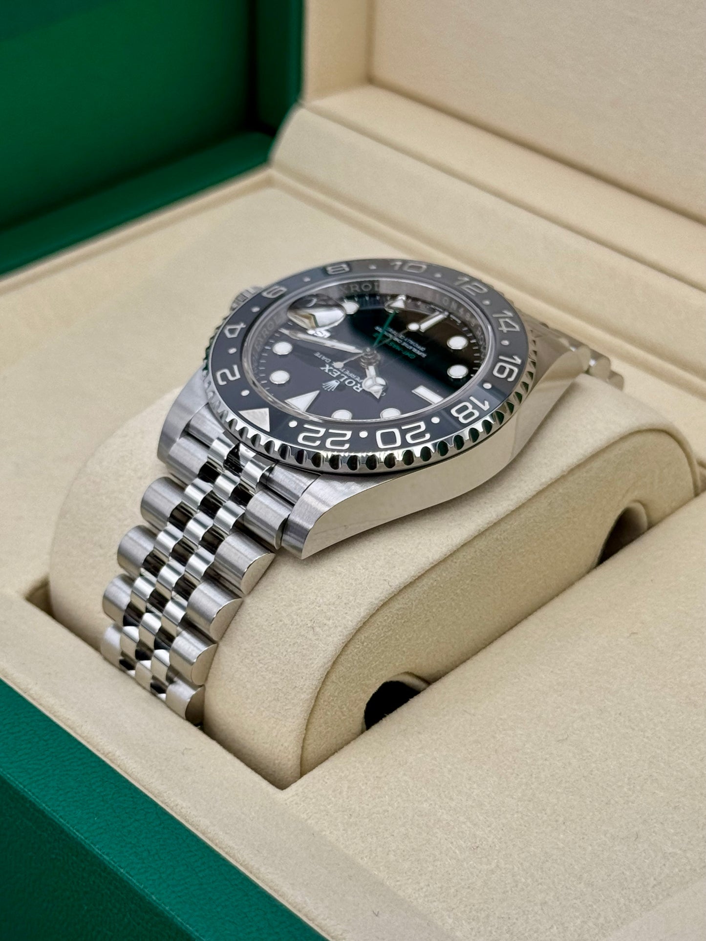 NEW 2025 Rolex GMT-Master II "Bruce Wayne" 40mm 126710GRNR Jubilee